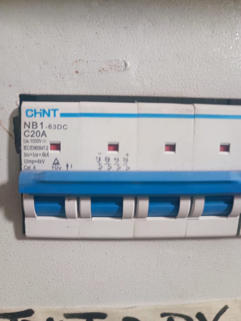 CHNT NB1-63DC DC Breaker 4 Pole 20A 1000v in Pakistan