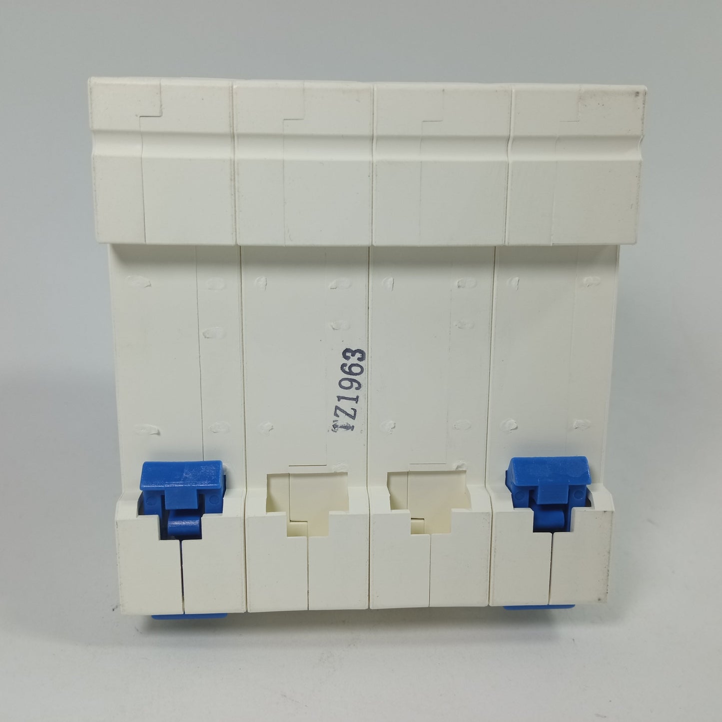 TOMZN TOB1-63H4P AC MCB C Type 230/400V~ 50HZ/60HZ 63A Mini Circuit Breaker in Pakistan
