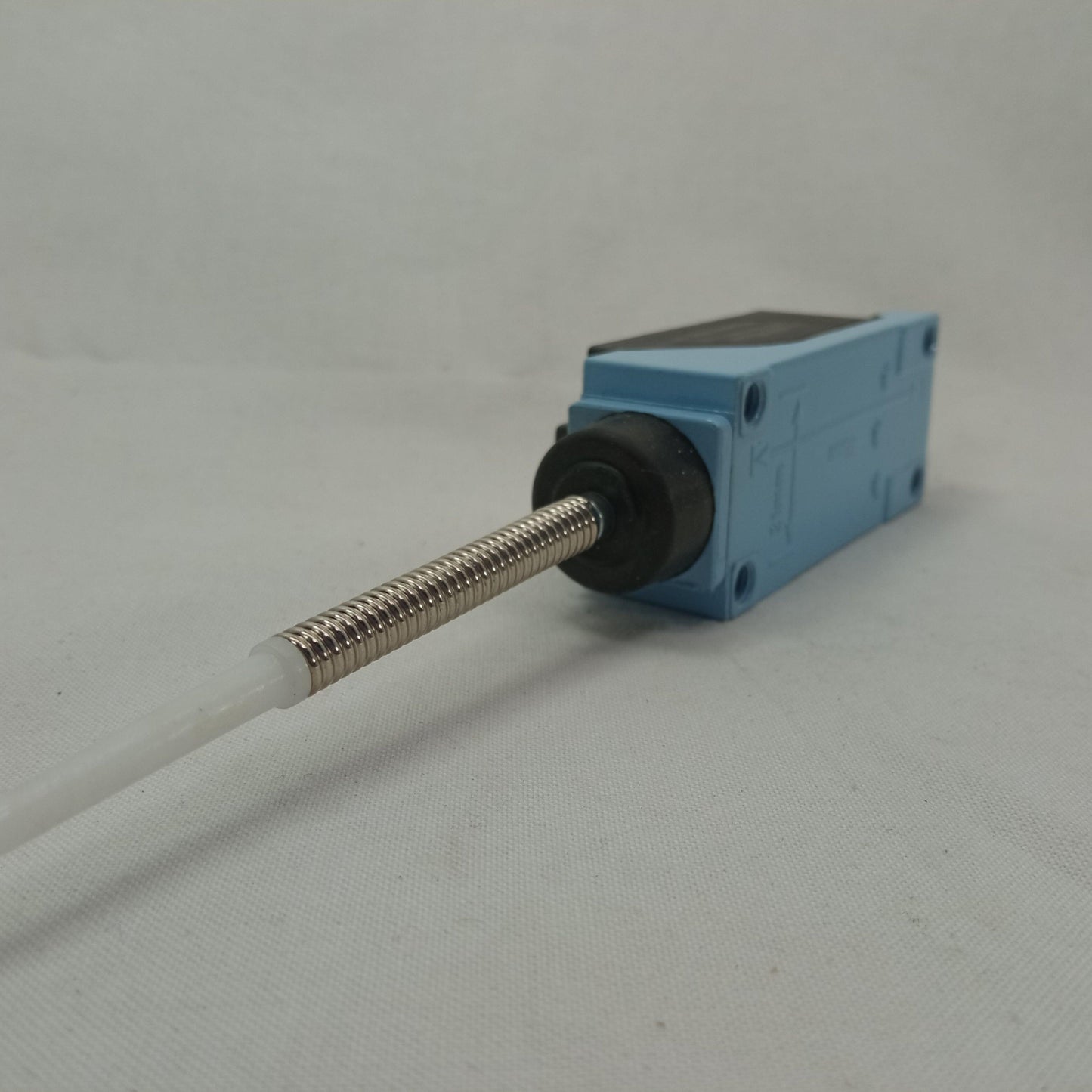 TENSE TZ-8166 Electrical Limit Switch in Pakistan - industryparts.pk