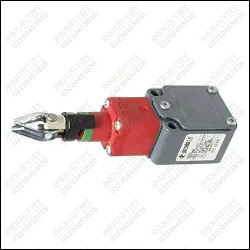 FD 1879 Pizzato Elettrica Pull switch for Conveyers (lotted) - industryparts.pk