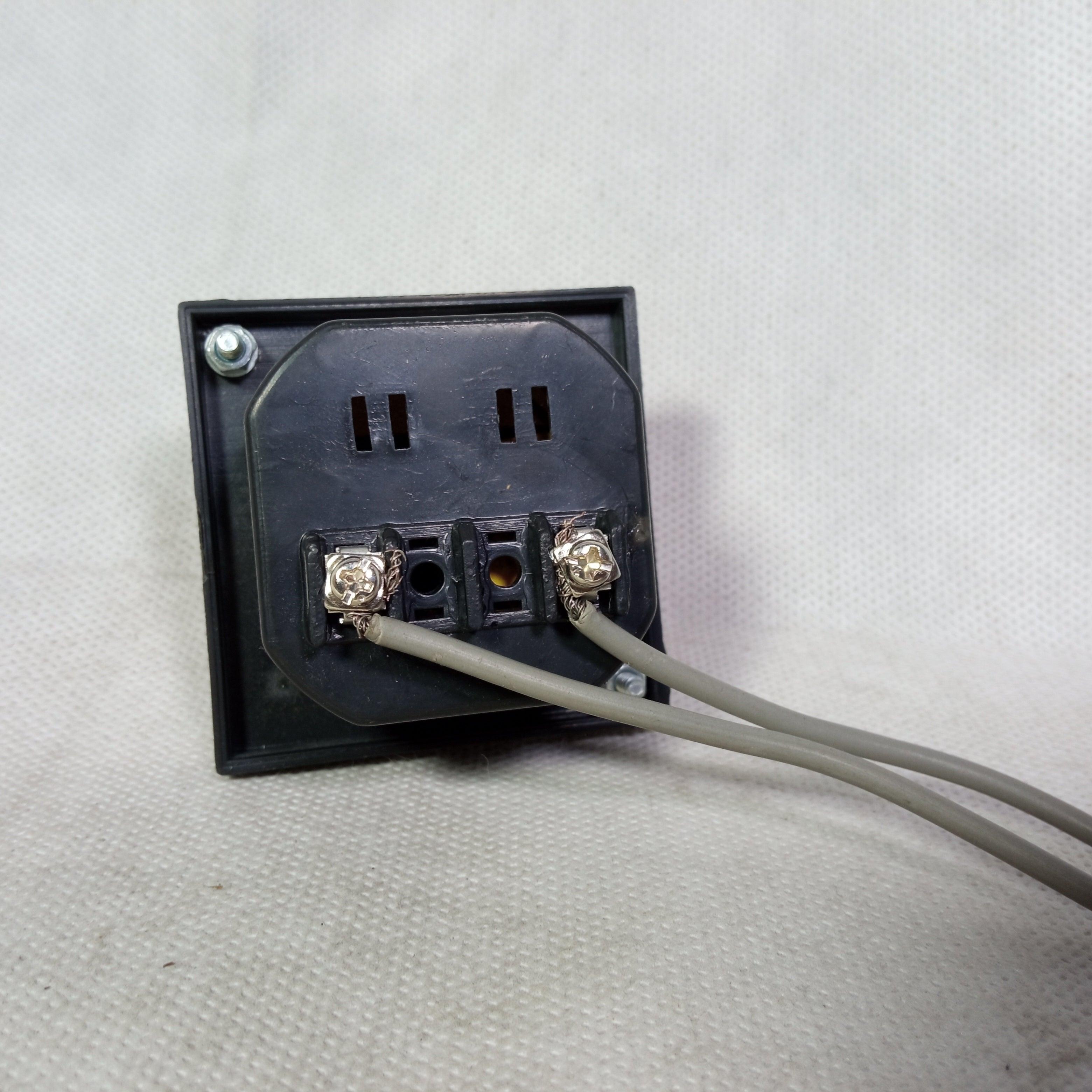 DC Volt Meter Range 8 to 30V Led Digital Voltage Panel Meter in Pakistan - industryparts.pk