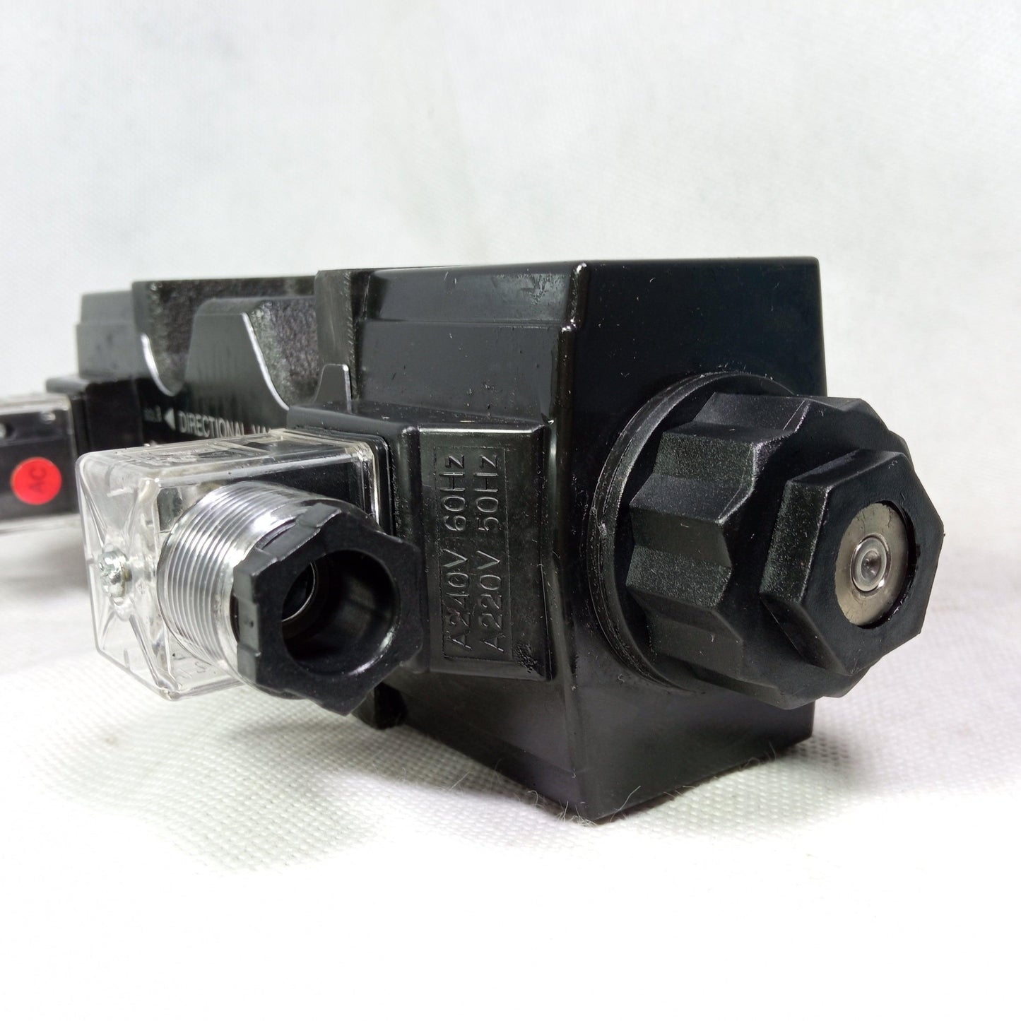 DSG-03 Series Solenoid Operated Directional Valves in Pakistan - industryparts.pk
