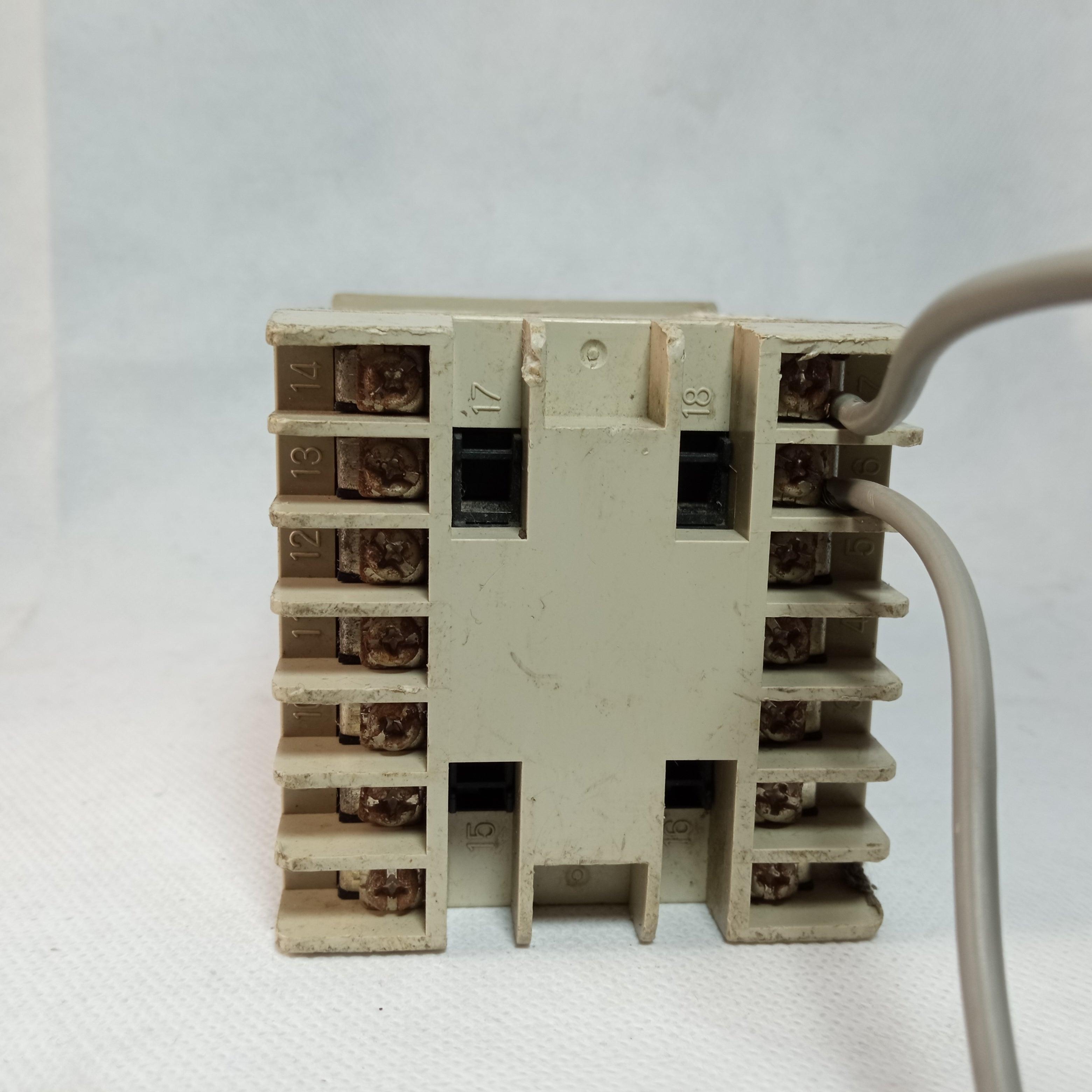 Autonics F8A 8 Digit Up Down Counter Lotted in Pakistan - industryparts.pk