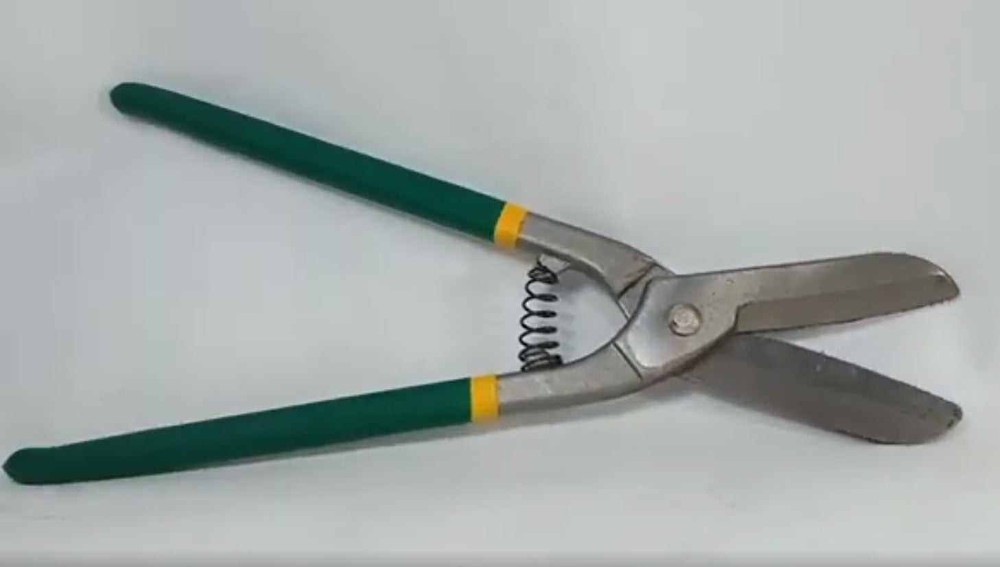 JIAN PING TOOLS Iron Sheet Cutter In Pakistan