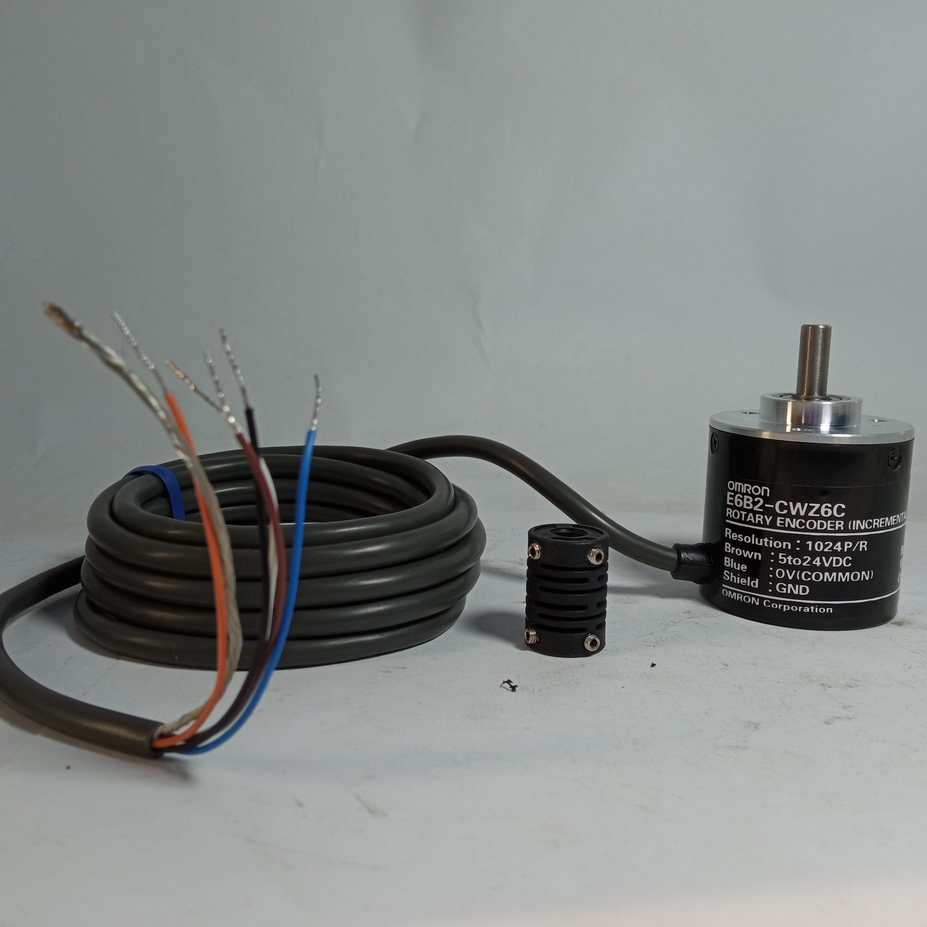 1024PPR OMRON Incremental Rotary Encoder E6B2-CWZ6C in Pakistan