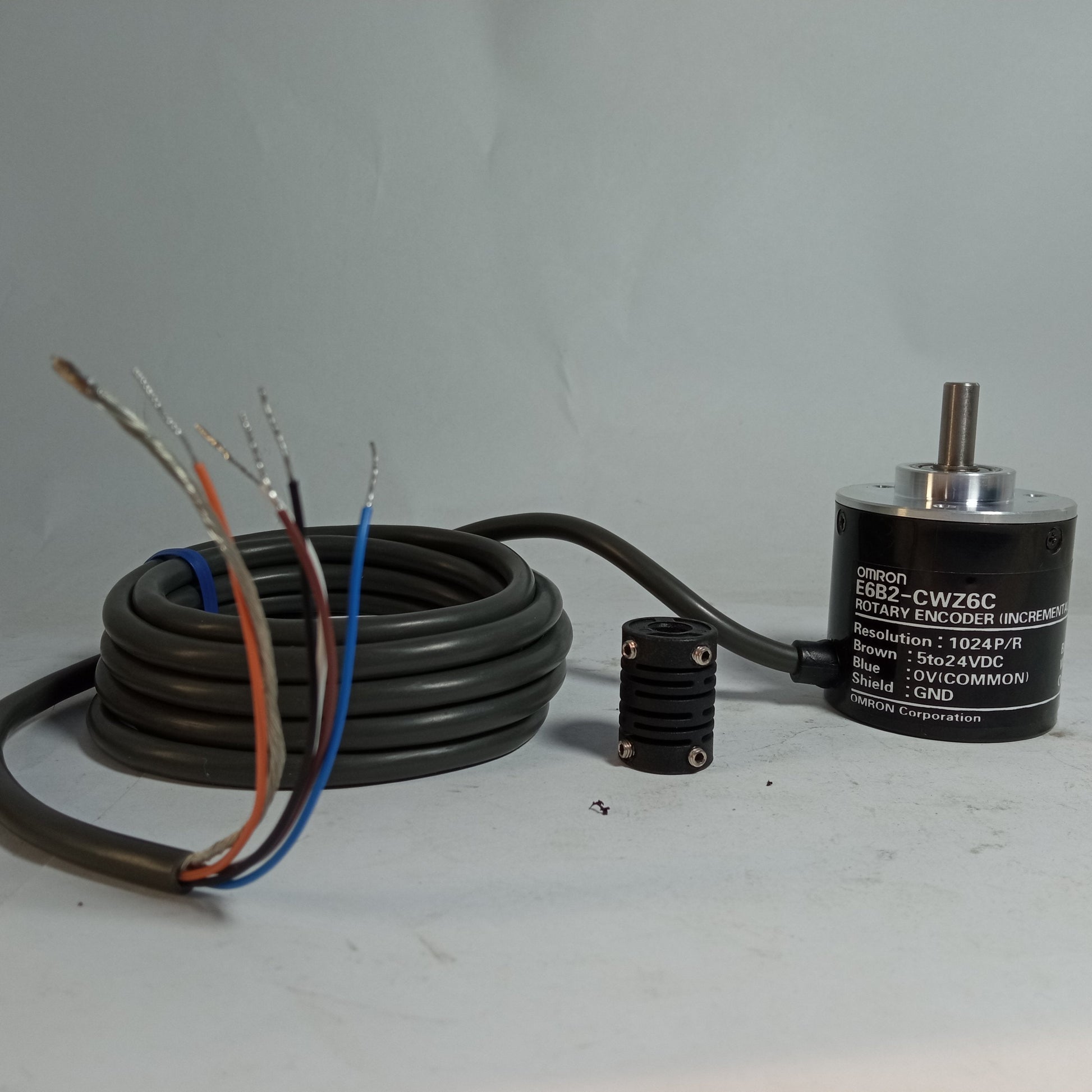 1024PPR OMRON Incremental Rotary Encoder E6B2-CWZ6C in Pakistan