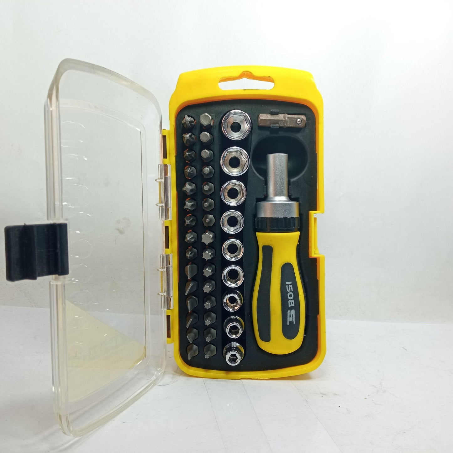 BOSI 41 PCS Screw Driver Socket Set - industryparts.pk