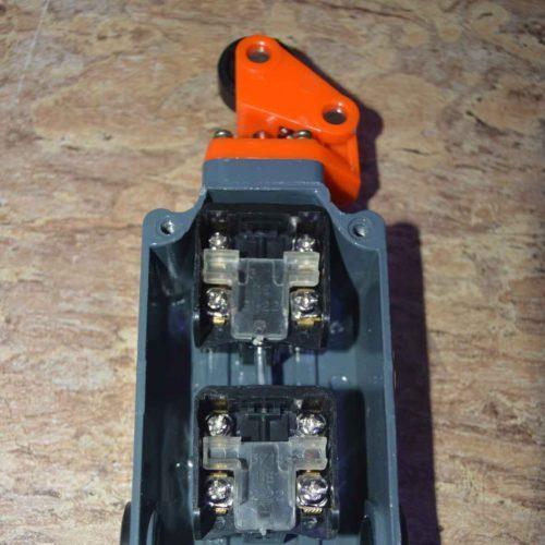 Limit Switch 2 Open And 2 Close Point China Made Lotted in Pakistan - industryparts.pk