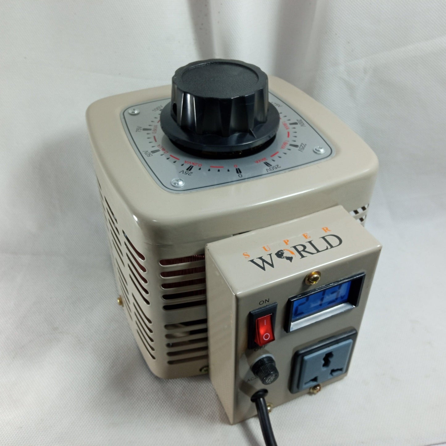 8amp Single Phase Ac 2kVA Voltage Regulators Variable Transformer Variac in Pakistan - industryparts.pk