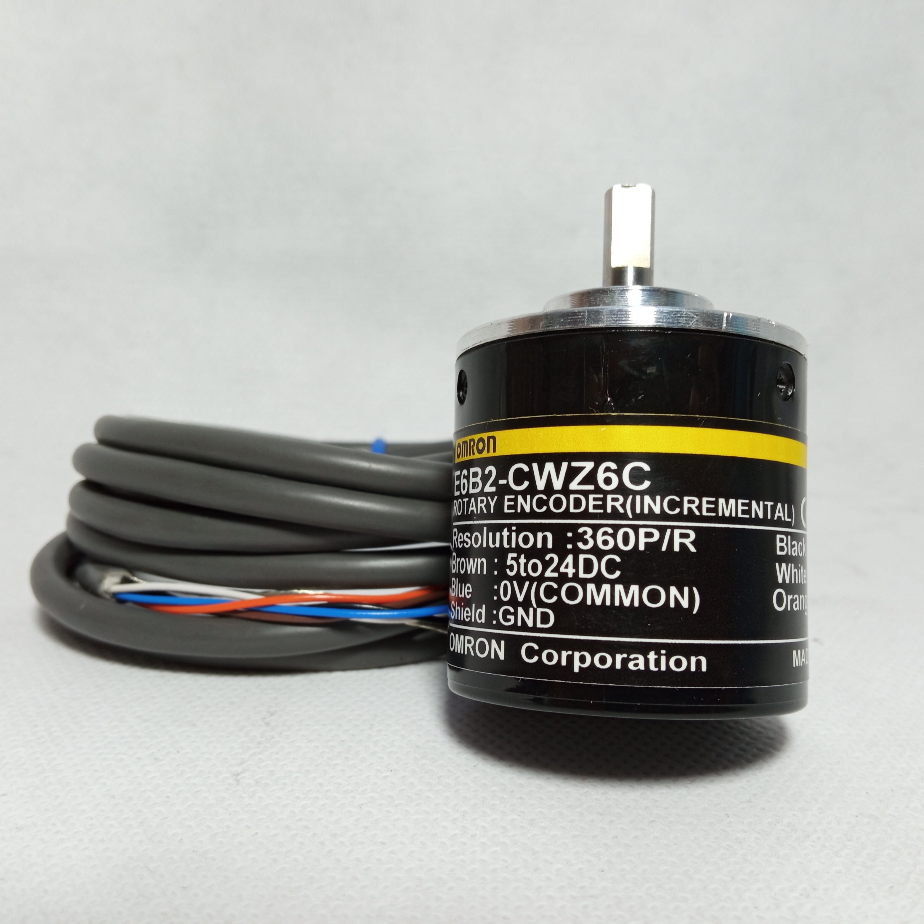 360PPR OMRON Incremental Rotary Encoder E6B2-CWZ6C in Pakistan - industryparts.pk