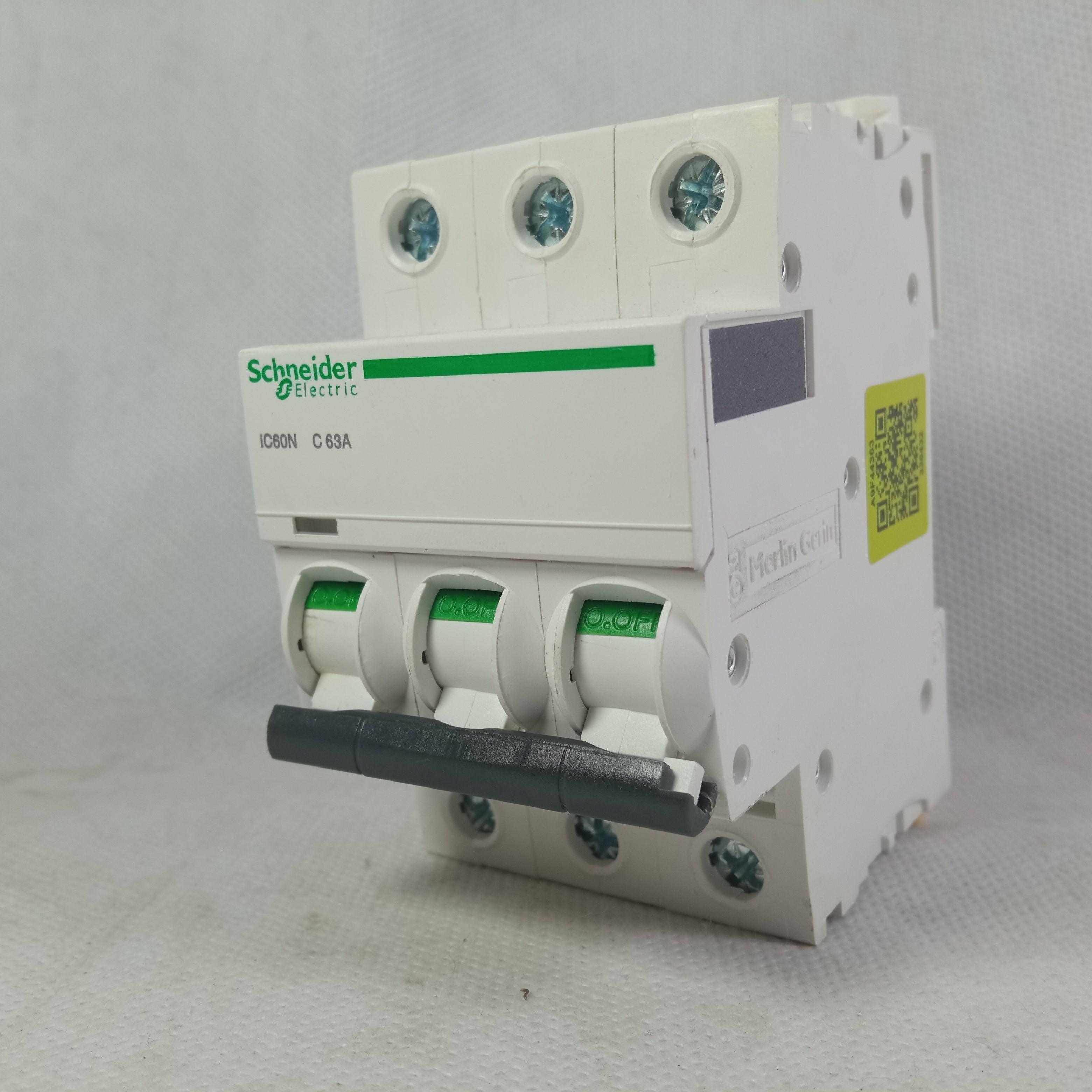 Schneider MCB AC Circuit Breakers in Pakistan - industryparts.pk
