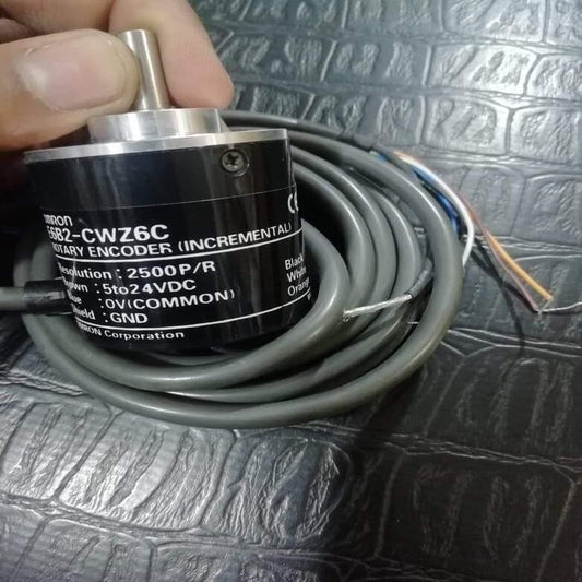 2500PPR Rotary Encoder OMRON Incremental E6B2-CWZ6C in Pakistan - industryparts.pk