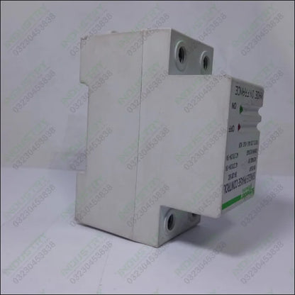 220V Under Over Voltage Protector Circuit Breaker Single Phase Control - industryparts.pk