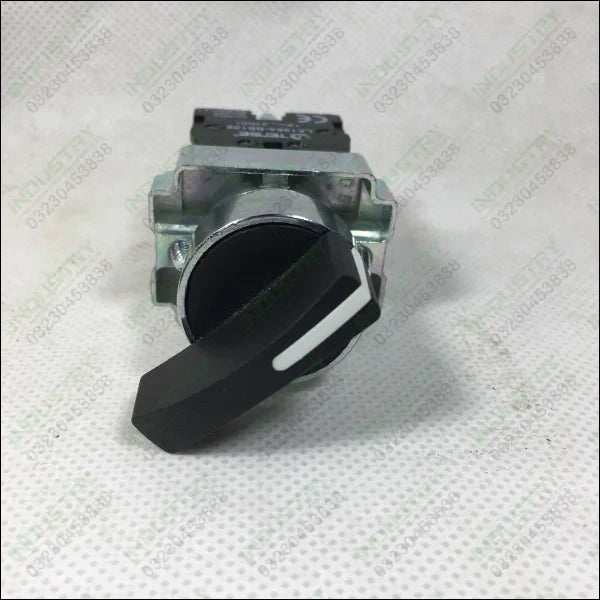 22mm Rotary Selector Switch 2 or 3 Position XB2-BJ25 in Pakistan - industryparts.pk