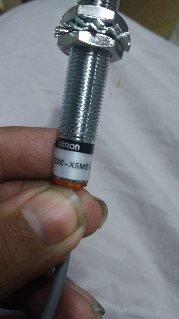 E2EX5ME1 inductive proximity sensor - industryparts.pk