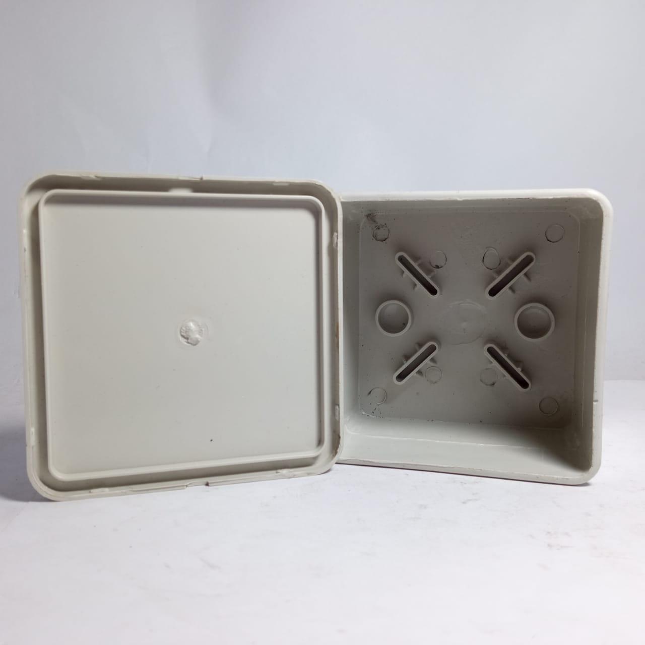 3 Inches Adaptable Junction Box (80mm x 80mm x 55mm) - industryparts.pk