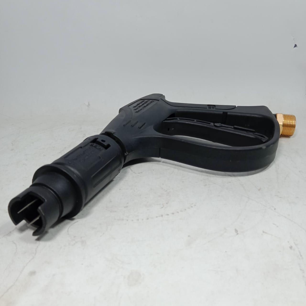 3000 PSI HIGH PRESSURE ADJUSTABLE NOZZLE WATER GUN FOR SOLAR CLEANING in Pakistan