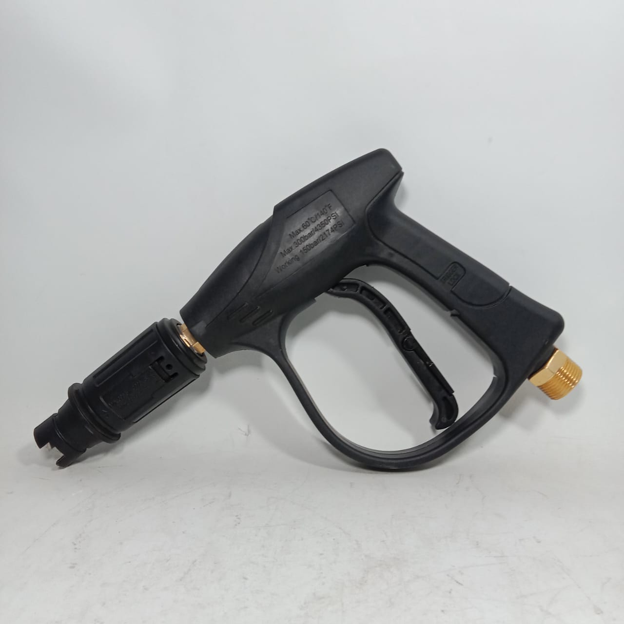 3000 PSI HIGH PRESSURE ADJUSTABLE NOZZLE WATER GUN FOR SOLAR CLEANING in Pakistan