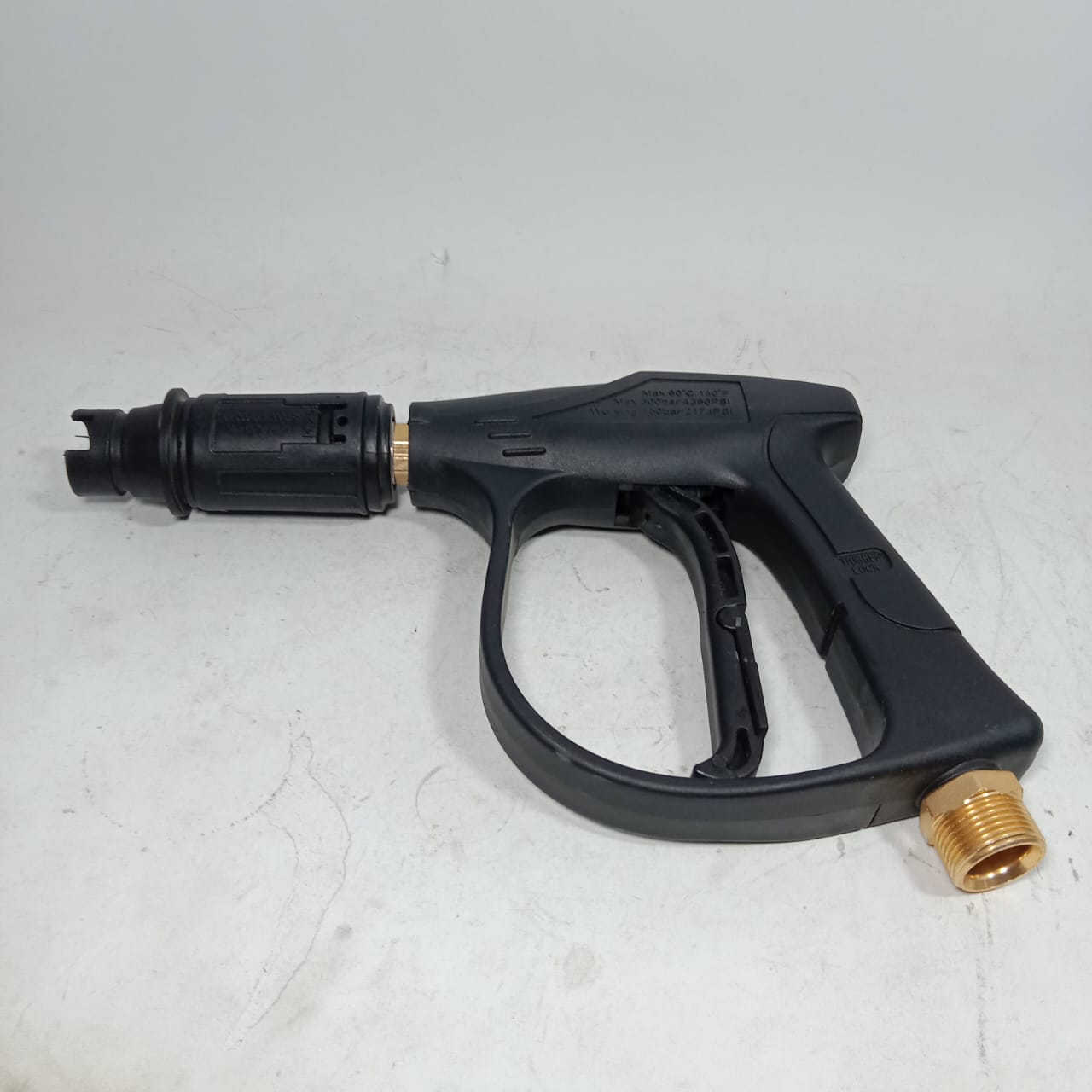 3000 PSI HIGH PRESSURE ADJUSTABLE NOZZLE WATER GUN FOR SOLAR CLEANING in Pakistan