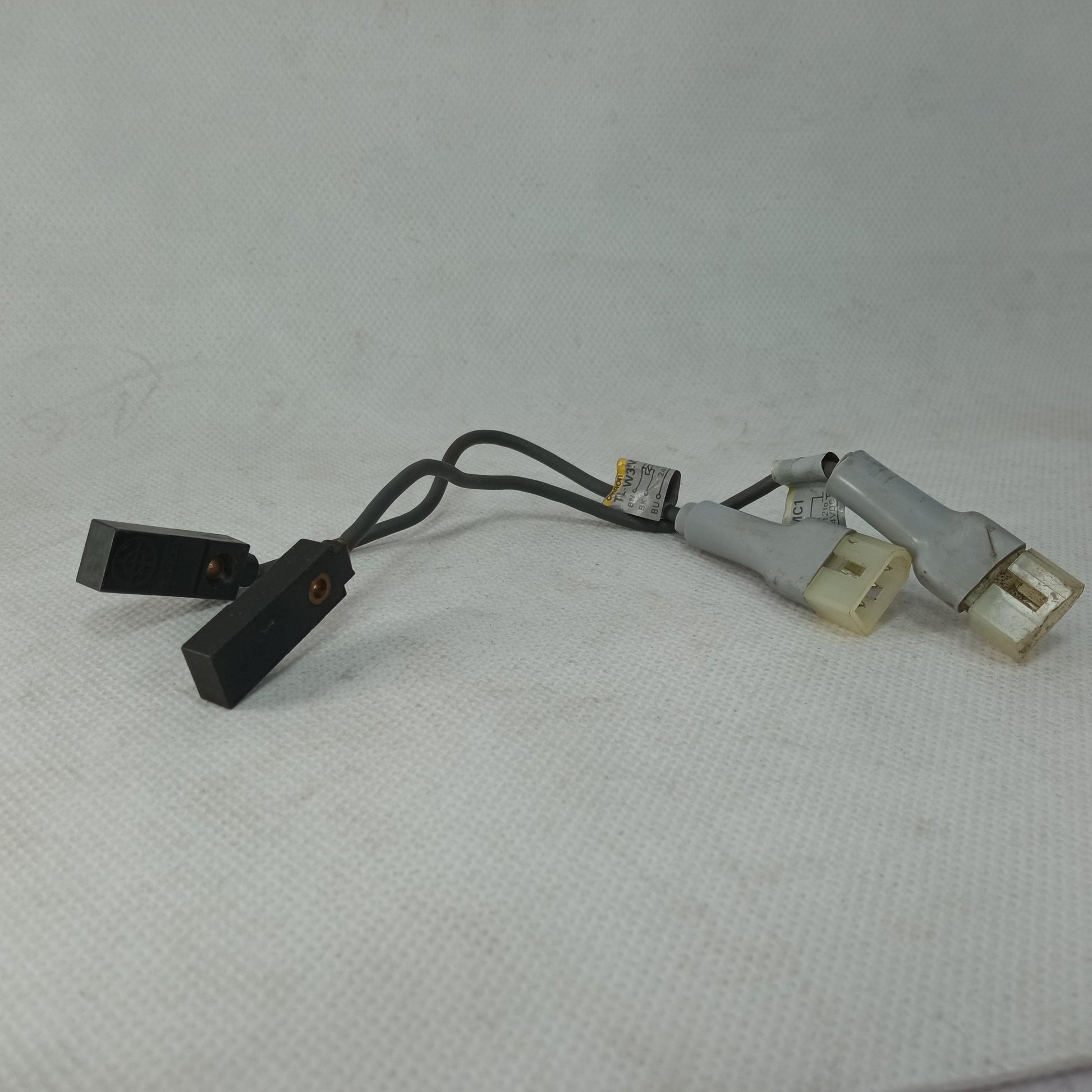 Omron Proximity Switch Sensor TL-W3MC1 in Pakistan - industryparts.pk