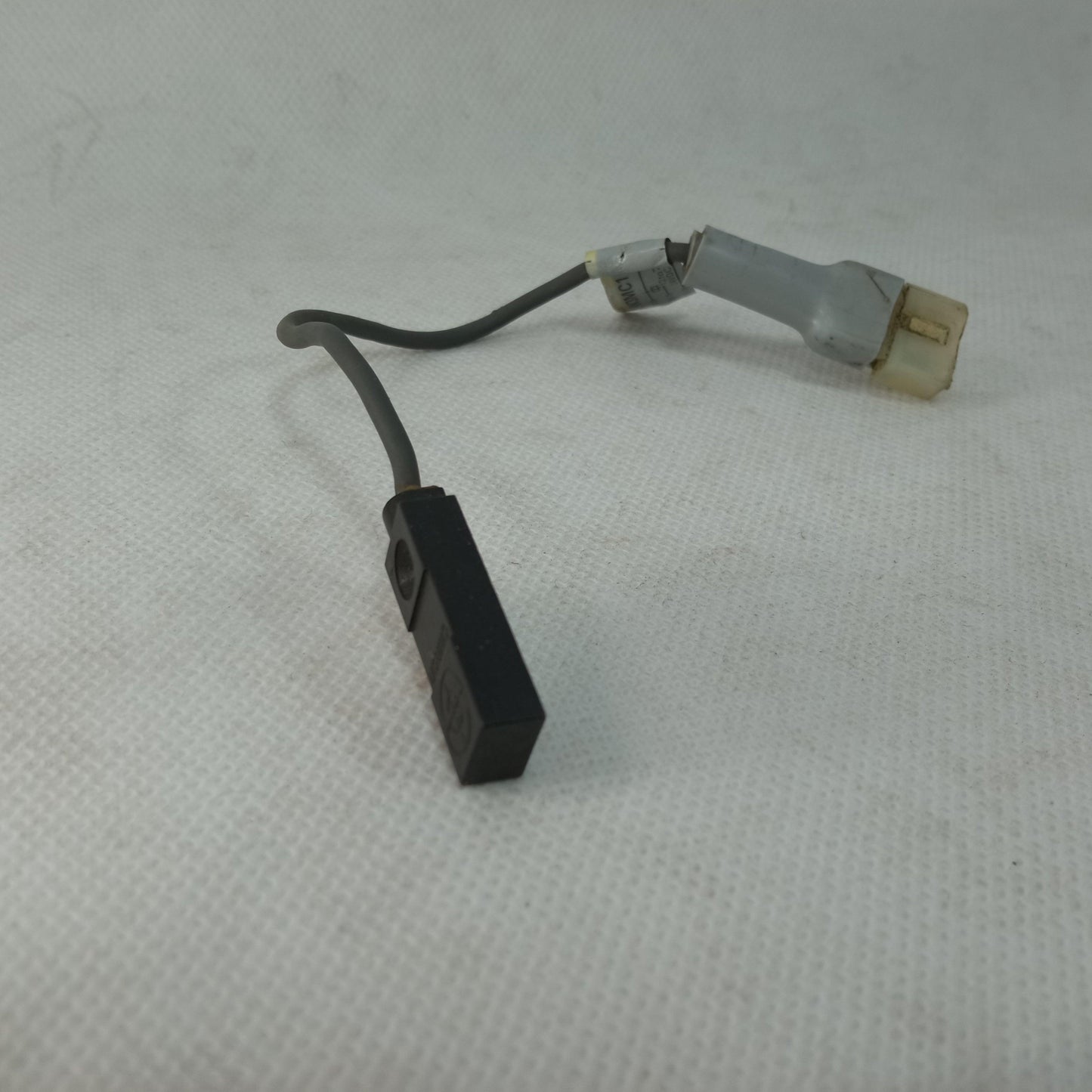 Omron Proximity Switch Sensor TL-W3MC1 in Pakistan - industryparts.pk