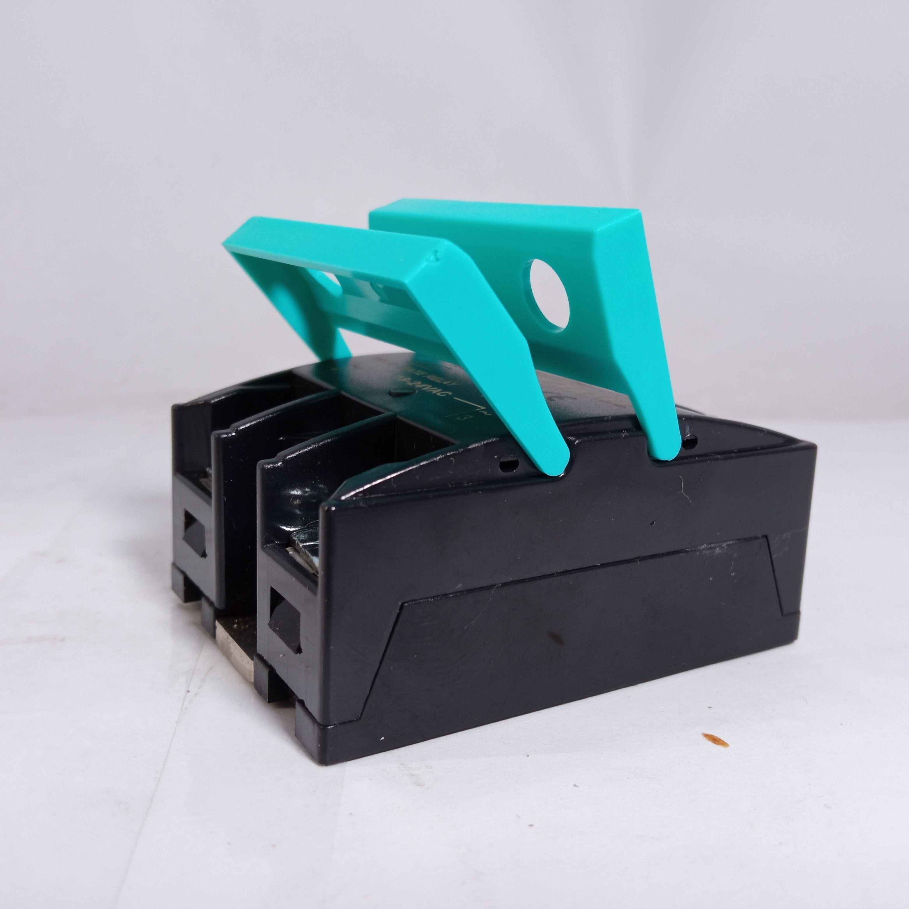 Solid State Relay SSR-40AA AC in AC out  Tense in Pakistan - industryparts.pk