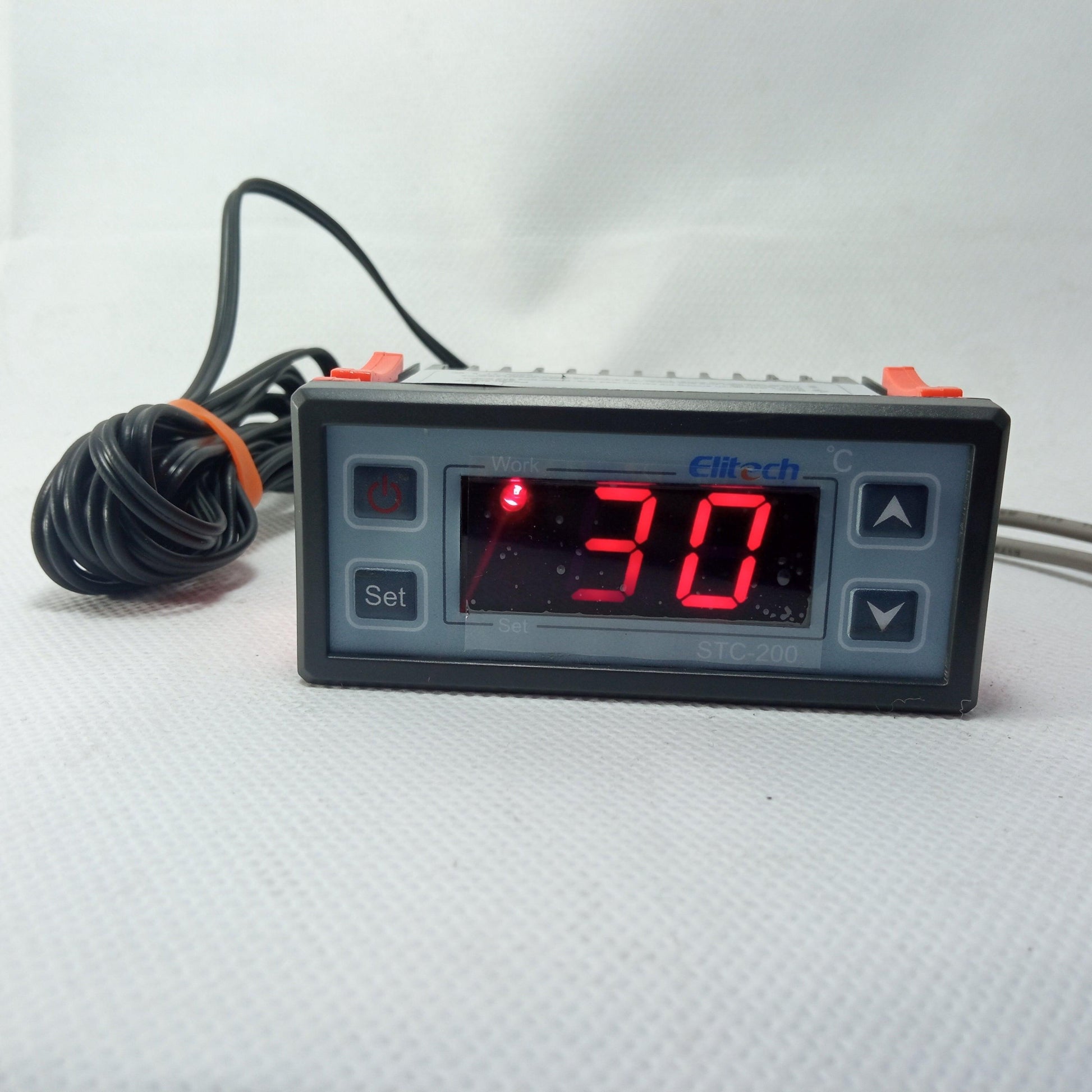 Elitech STC 200 Digital Temperature Controller in Pakistan - industryparts.pk