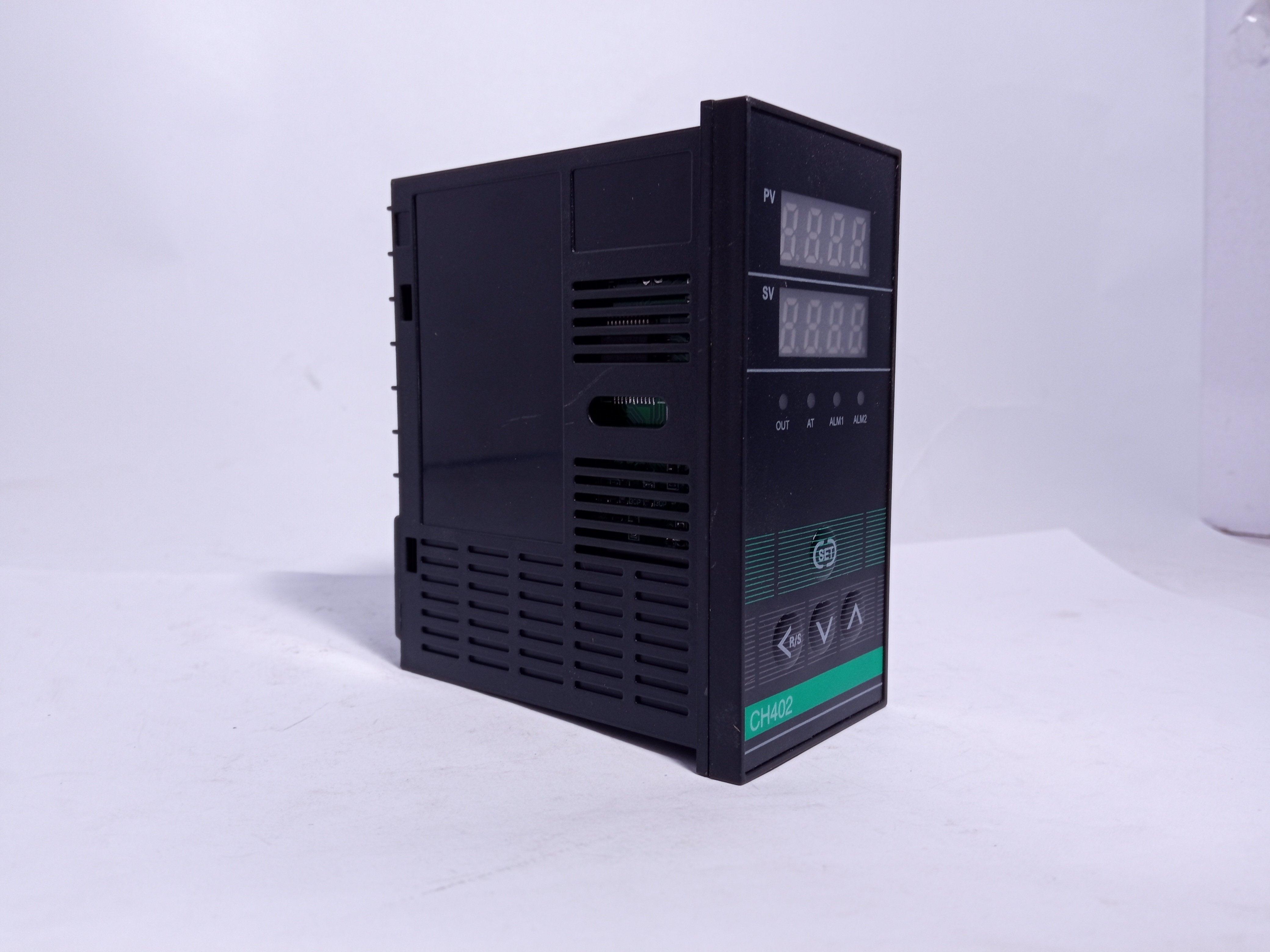 Temperature Controller CH402 FKo2 in Pakistan - industryparts.pk