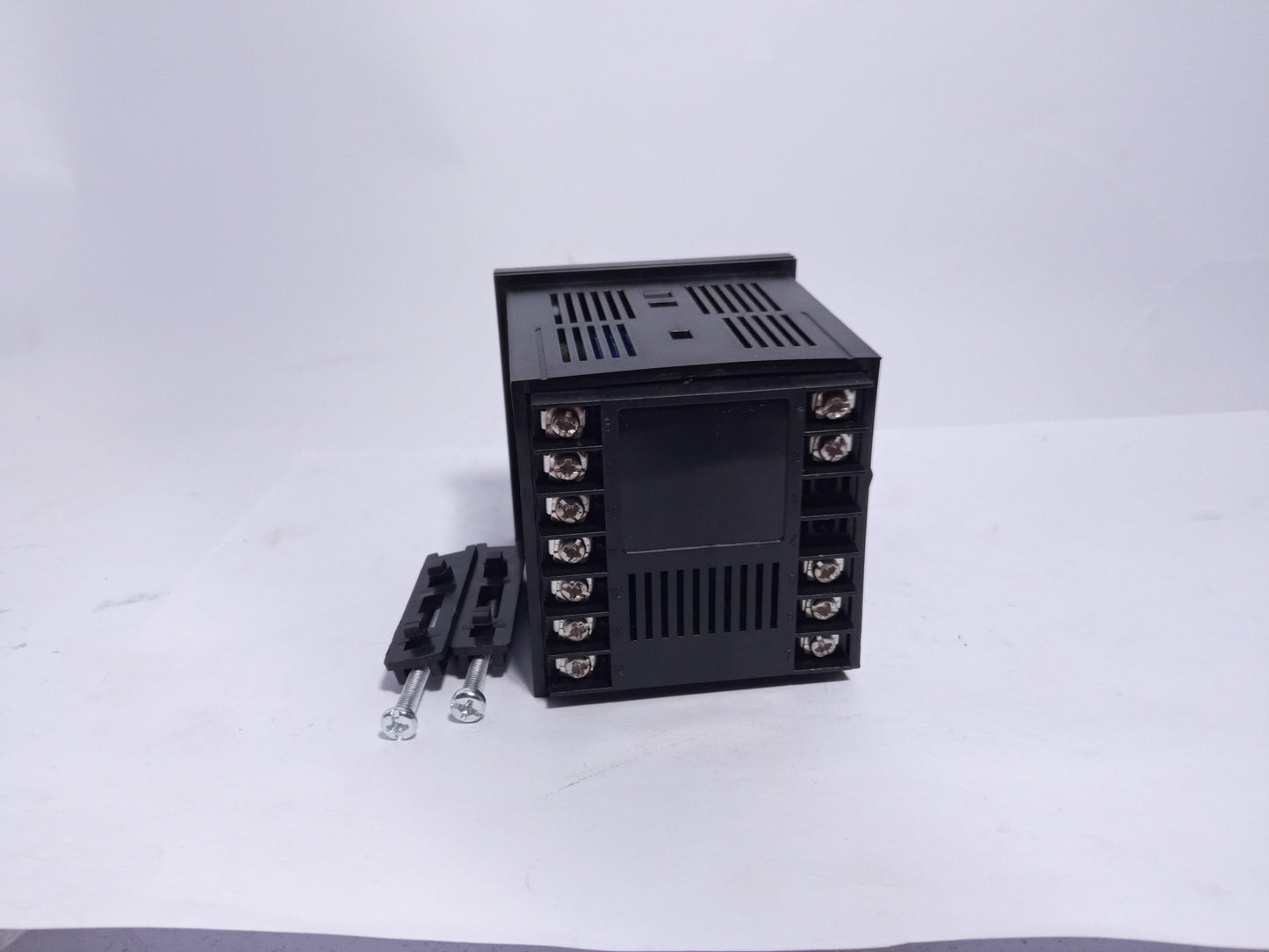 CH702 Digital Display PID Intelligent Temperature Controller - industryparts.pk
