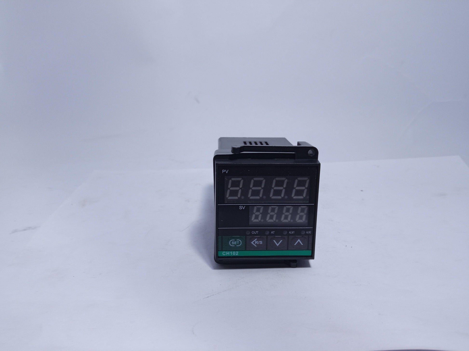 CH102 Digital Display PID Intelligent Temperature Controller in Pakistan - industryparts.pk