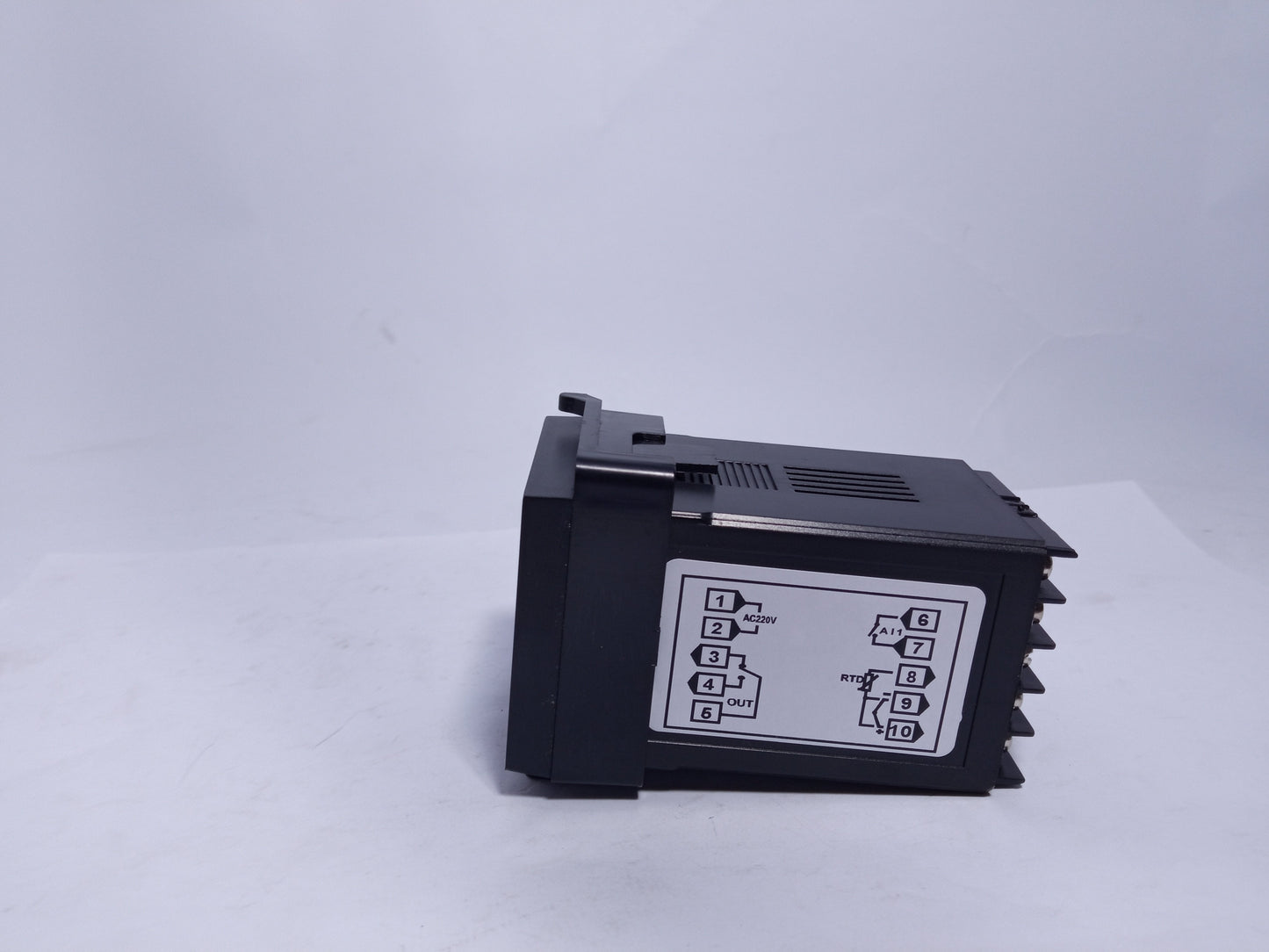 CH102 Digital Display PID Intelligent Temperature Controller in Pakistan - industryparts.pk