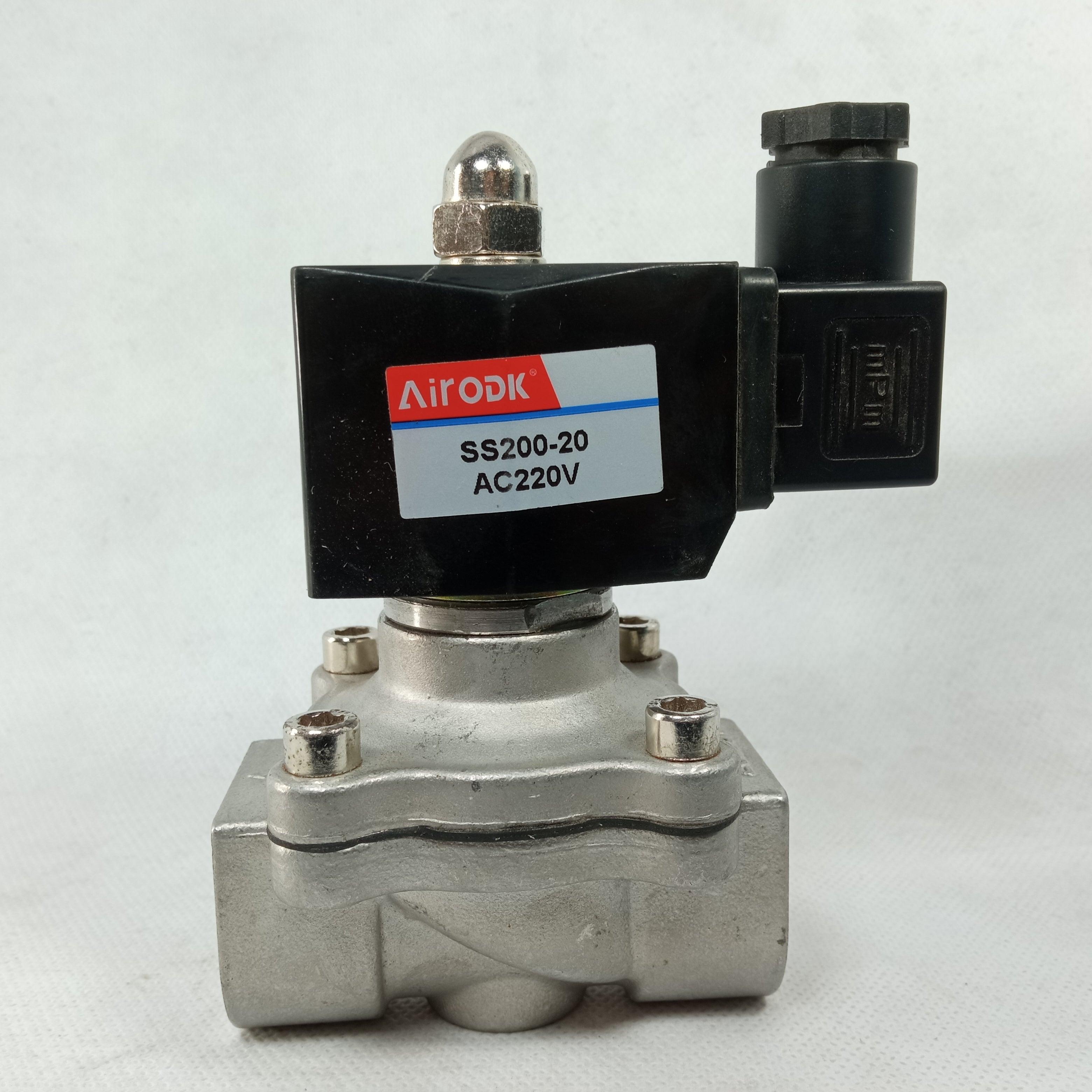 Solenoid Valve SS AC220V in Pakistan - industryparts.pk