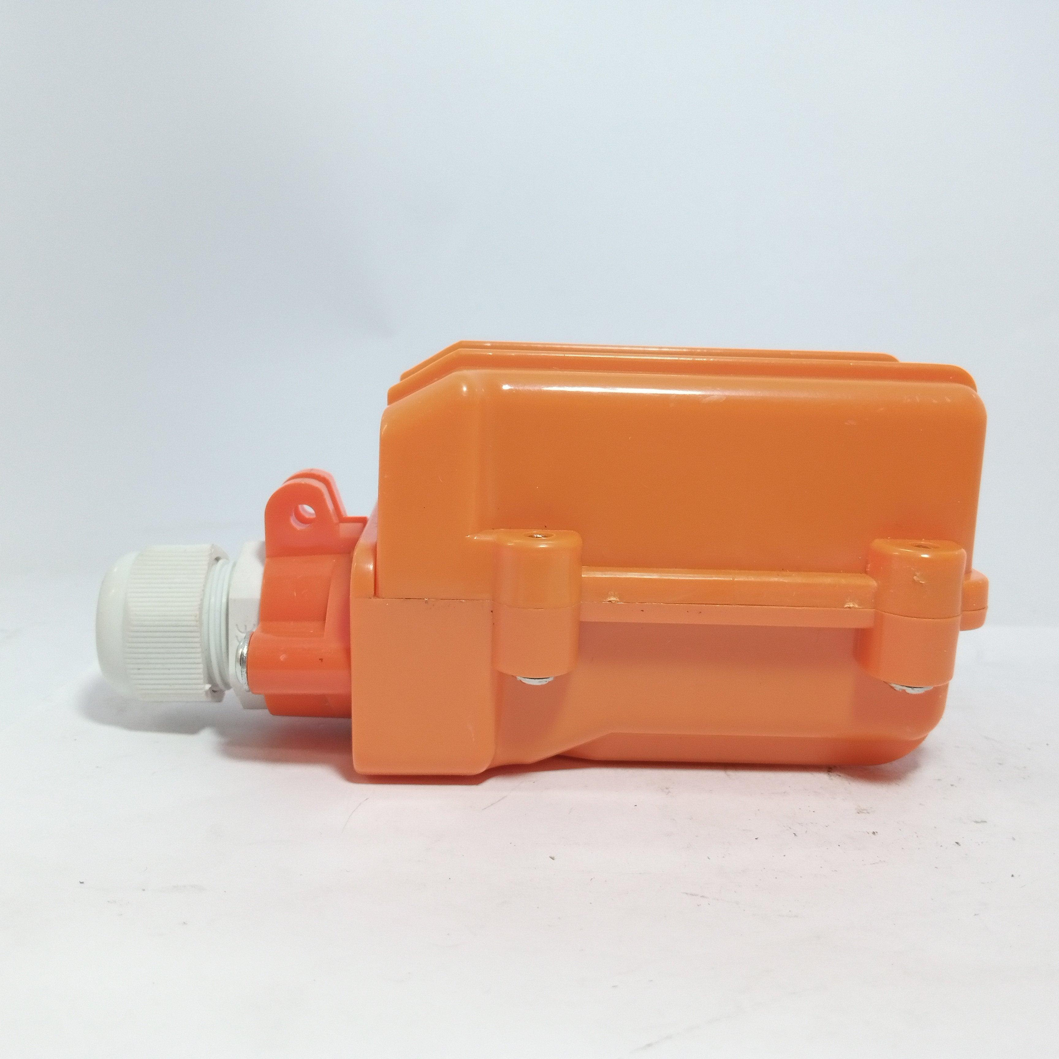 COB-31 Up down Lifting Crane Push Button Switch, waterproof in Pakistan - industryparts.pk