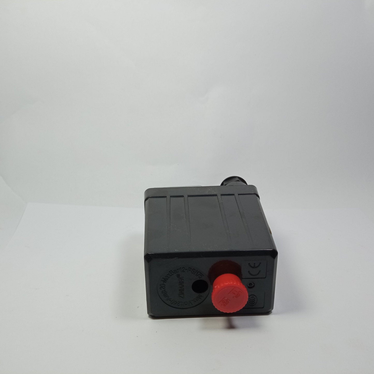 TS-2 (YK) Air Pressure Automation Switch 1 Phase SOJDE in Pakistan - industryparts.pk
