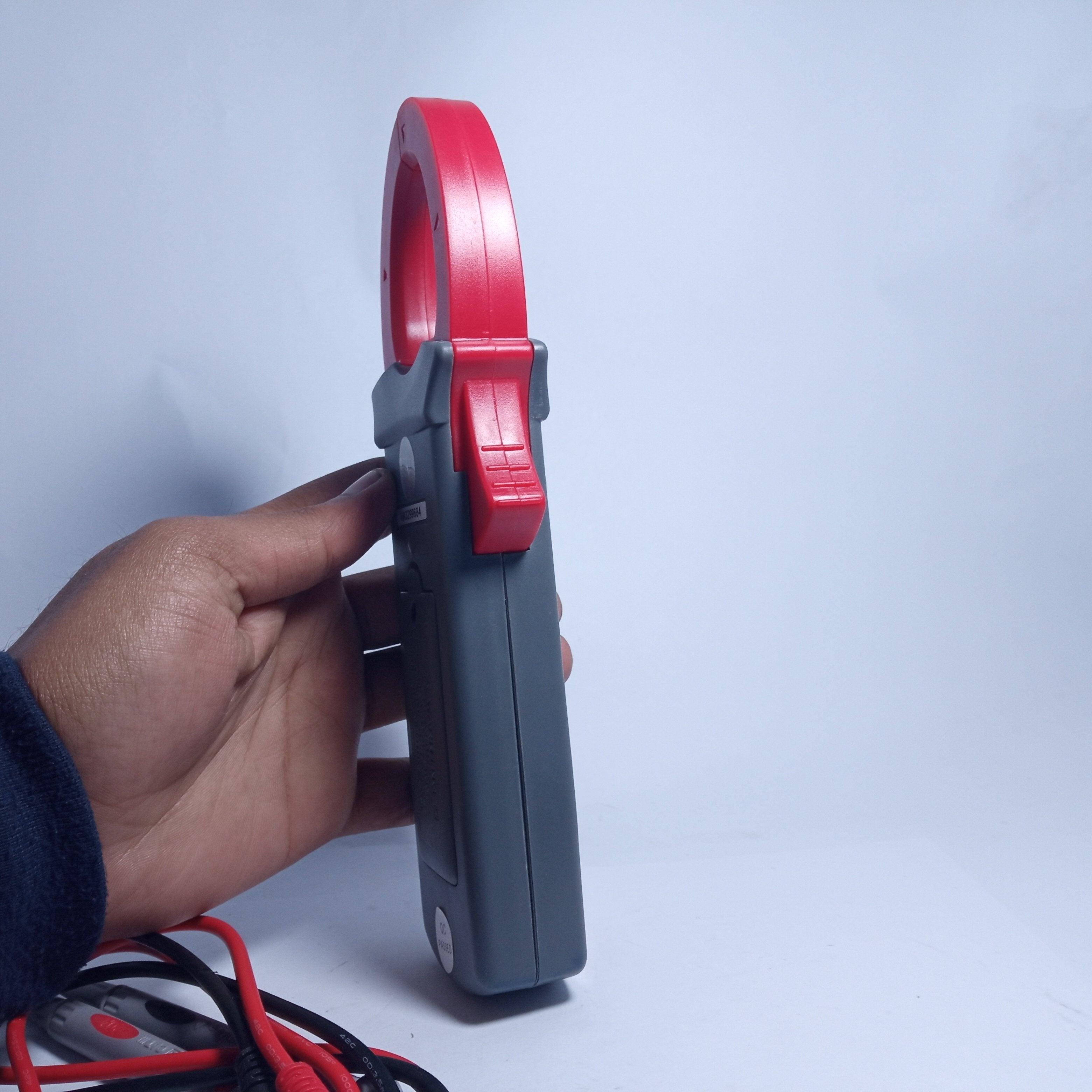 UA200 Clamp Meter (UYIGAO) - industryparts.pk
