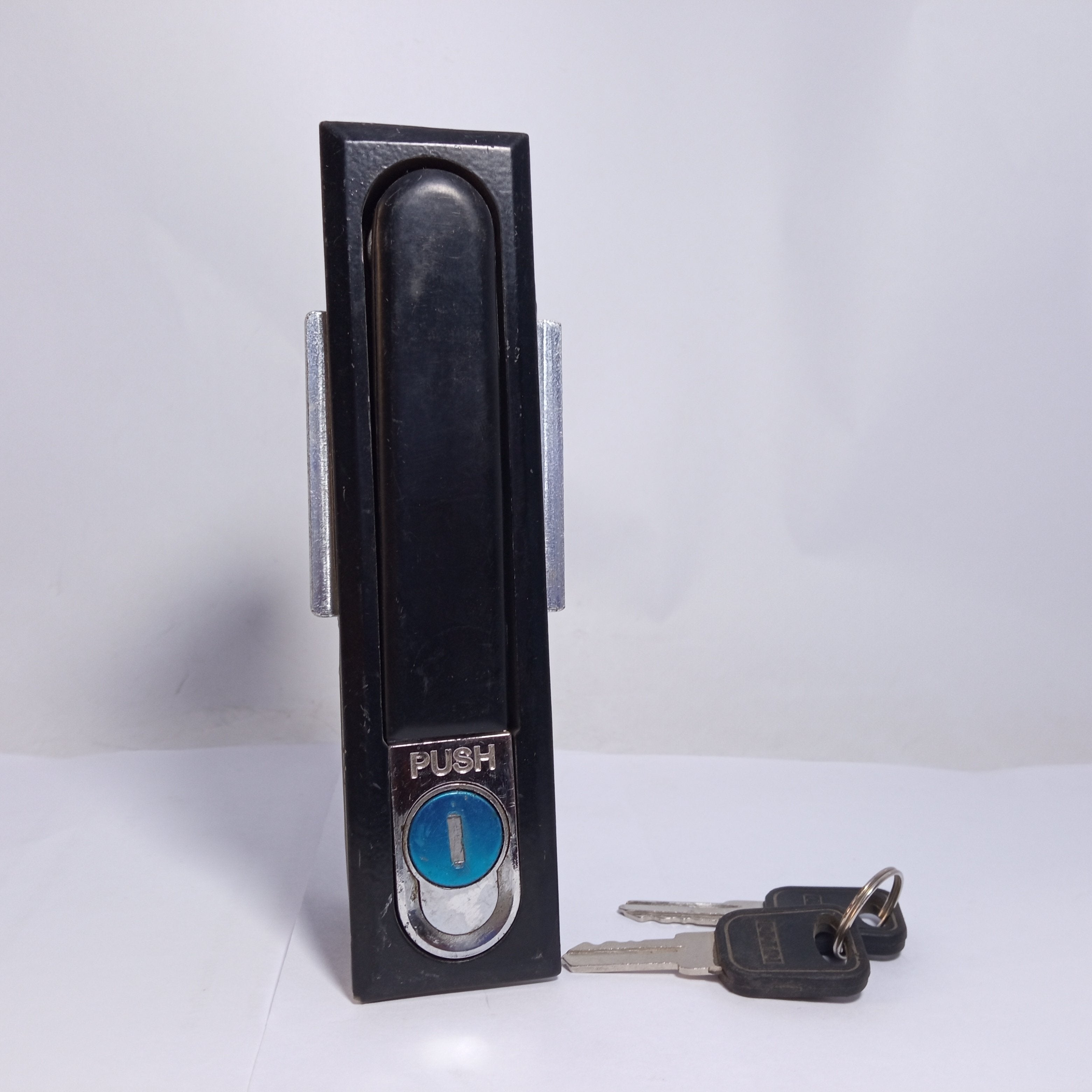 Electrical Cabinet and Panel Lock Push Handle with 2 Keys in Pakistan