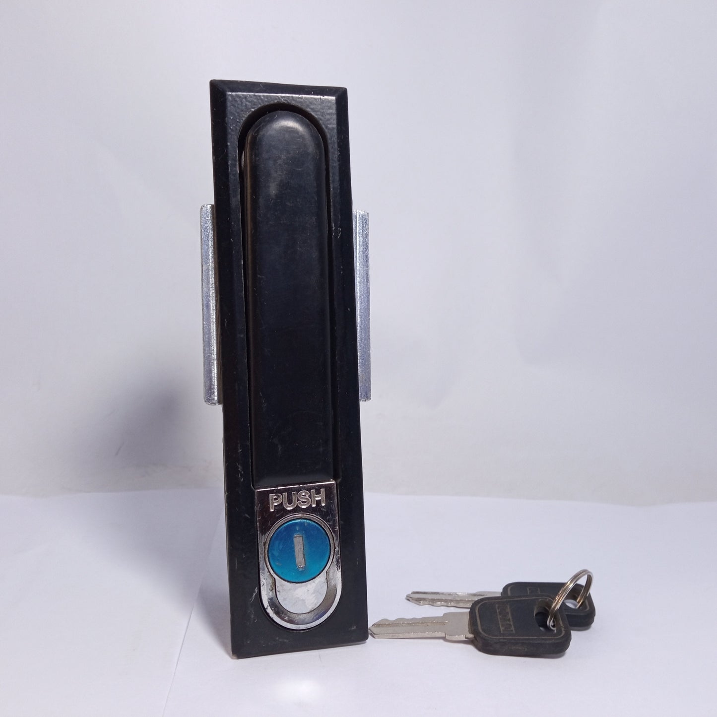 Electrical Cabinet and Panel Lock Push Handle with 2 Keys in Pakistan