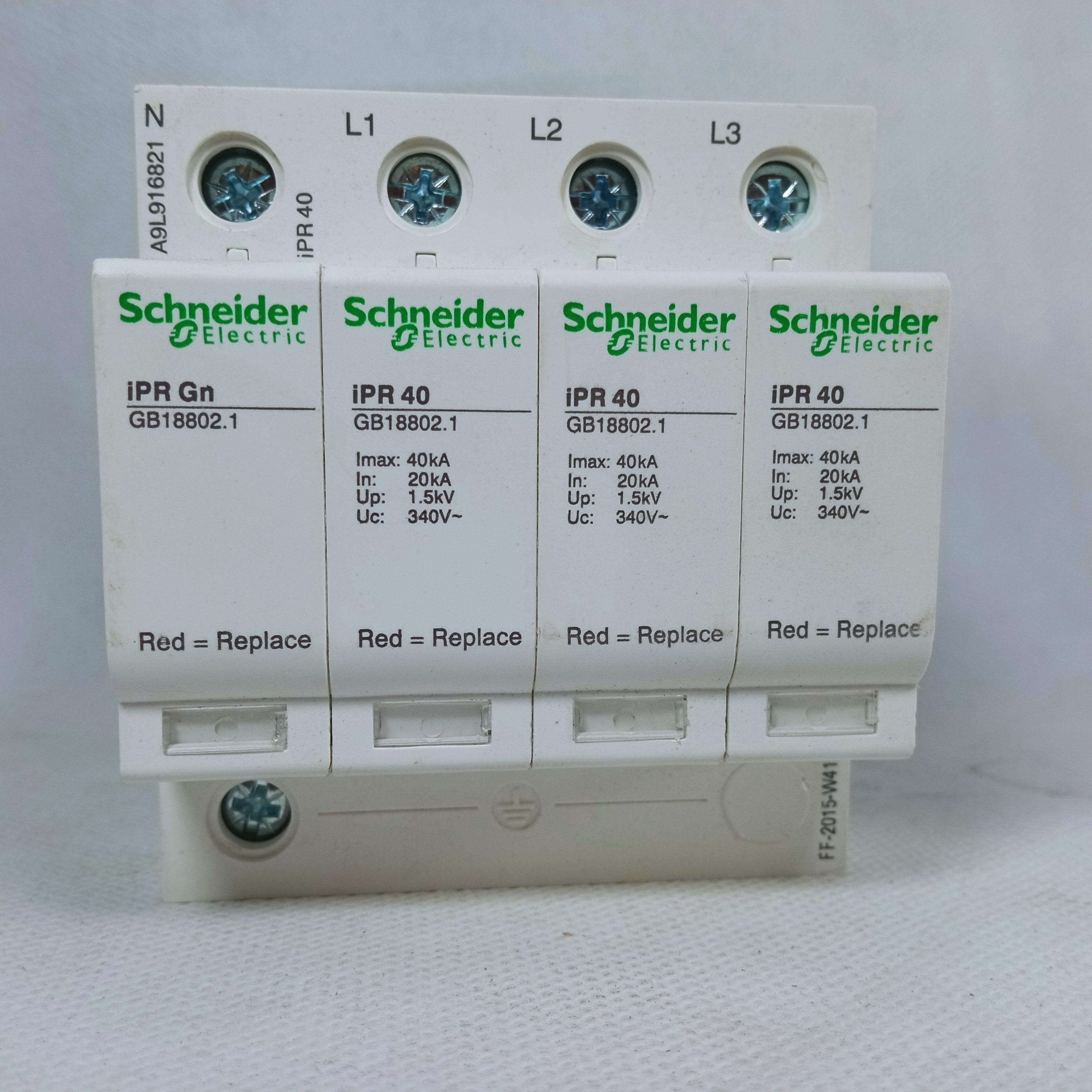 Schneider Surge Protector IPR40 SPDT in Pakistan - industryparts.pk