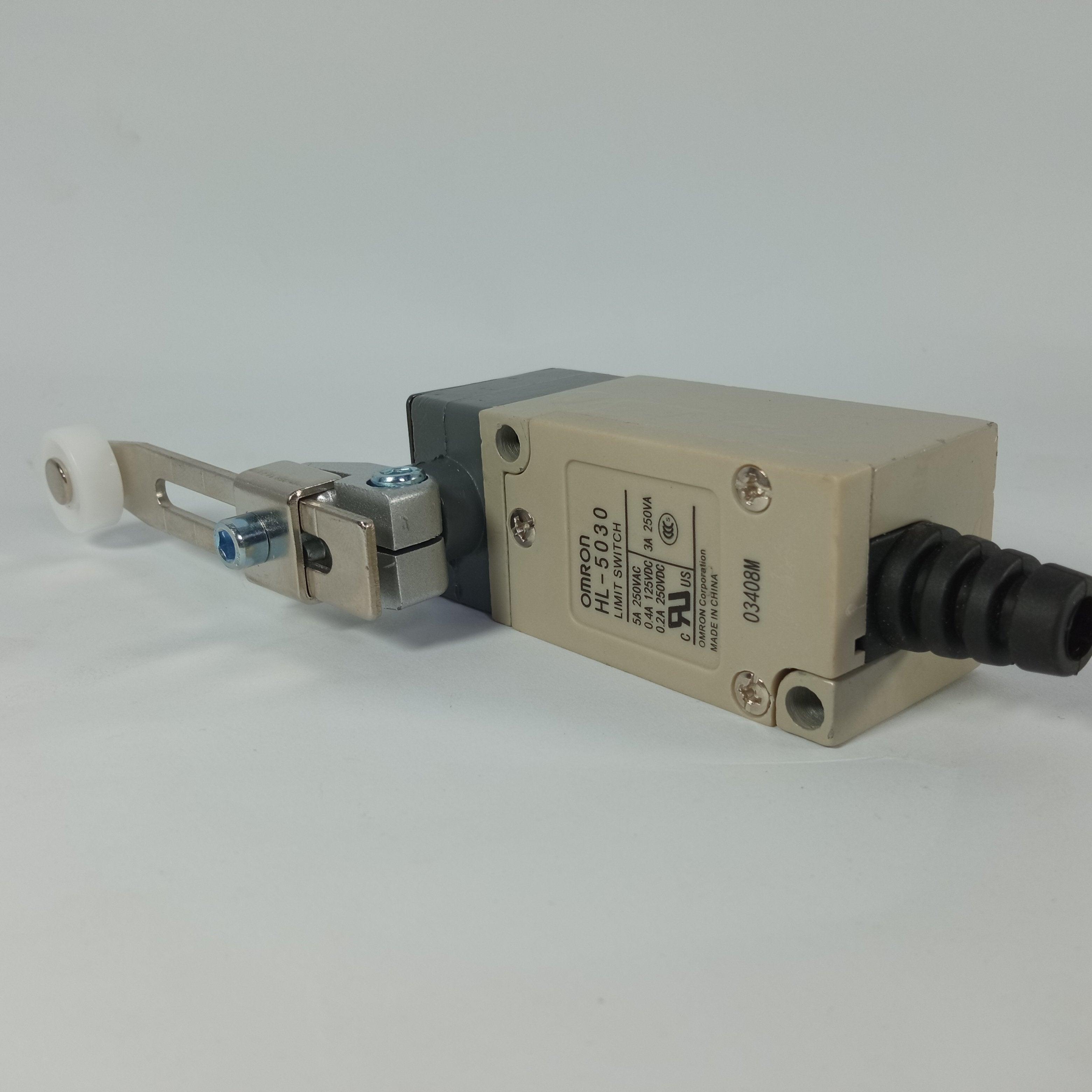 Omron HL-5030 Snap Action Limit Switch in Pakistan - industryparts.pk