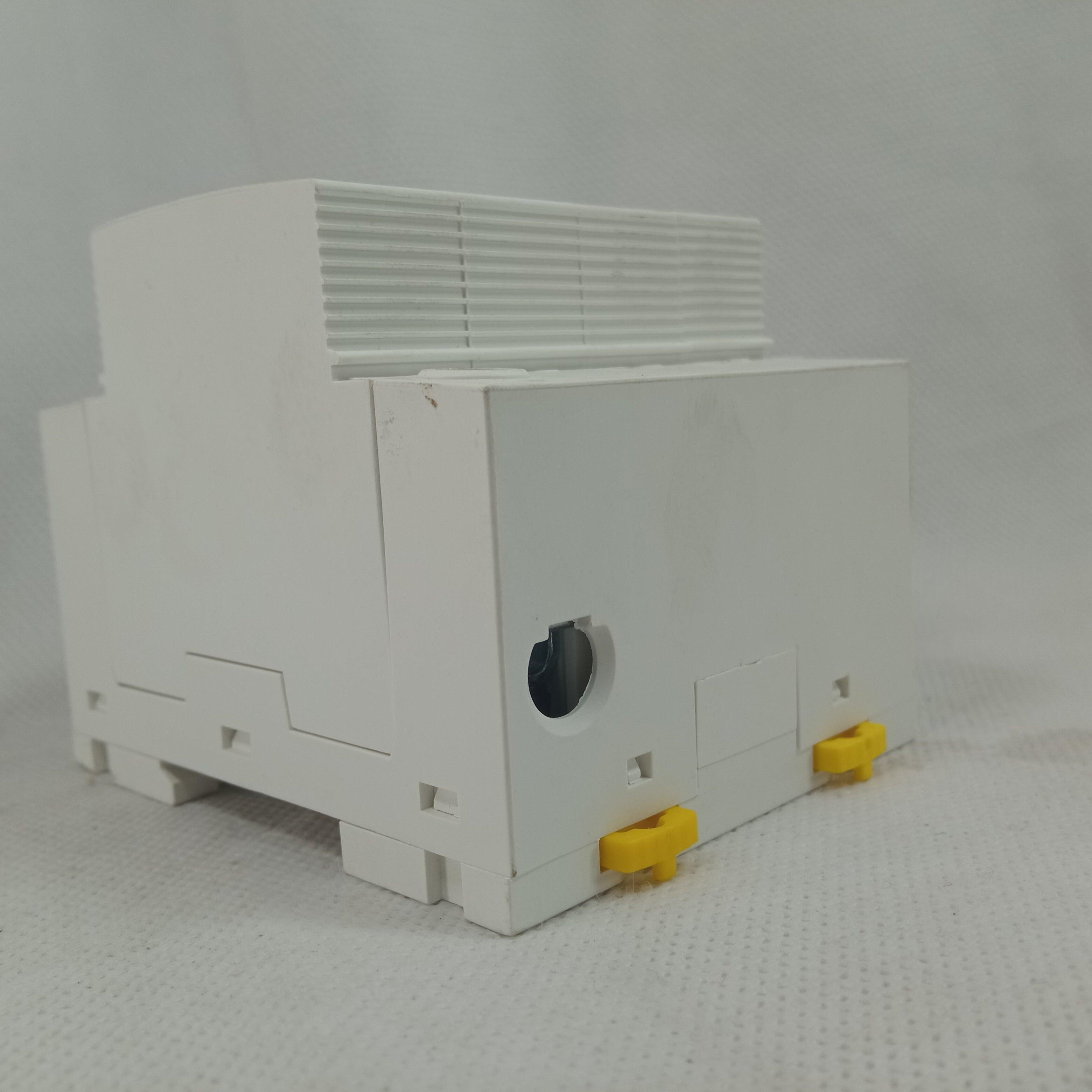 Schneider IPRU Surge Protection Device SPD 4 Pole AC 350V in Pakistan - industryparts.pk