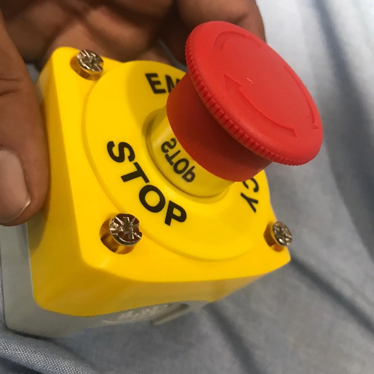 Stop Switch in Pakistan - industryparts.pk