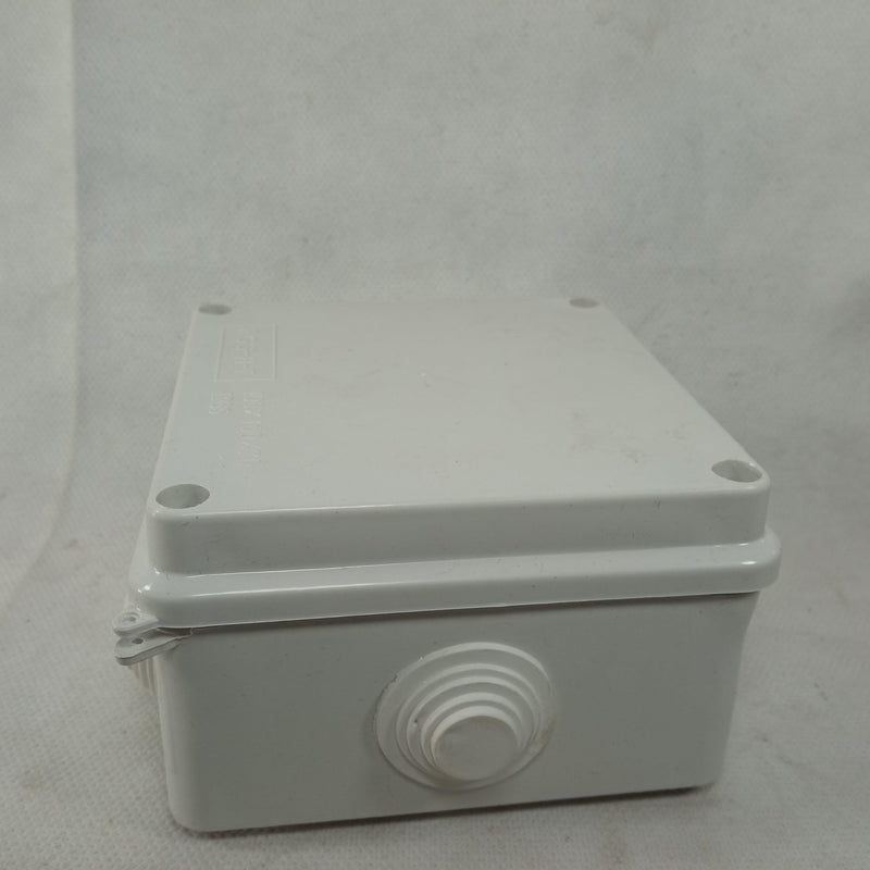 White Junction Box For Pipe Fittings Size 4 x 4 in Pakistan - industryparts.pk
