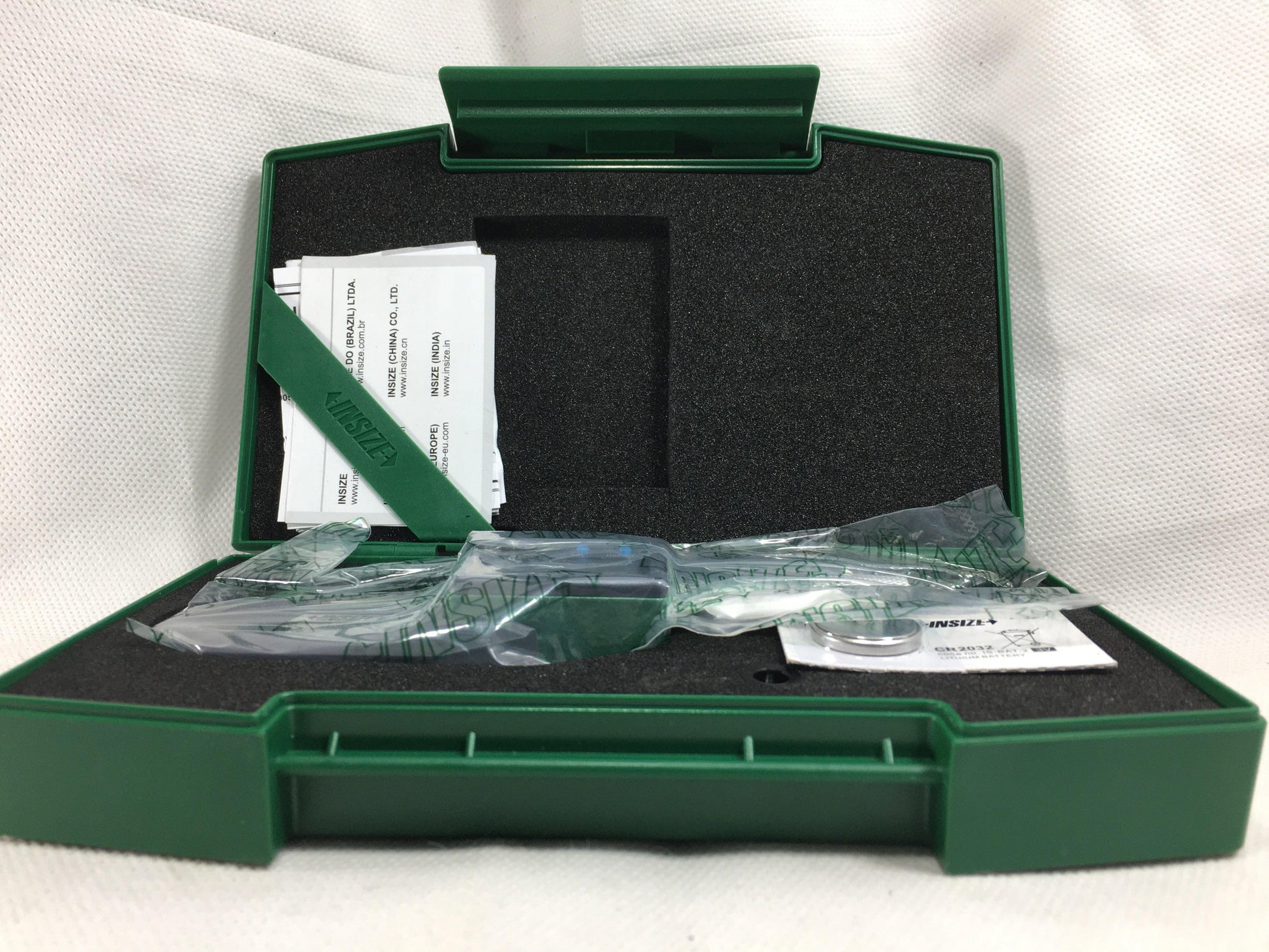Insize 3109-25A Digital Outside Micrometer in Pakistan - industryparts.pk