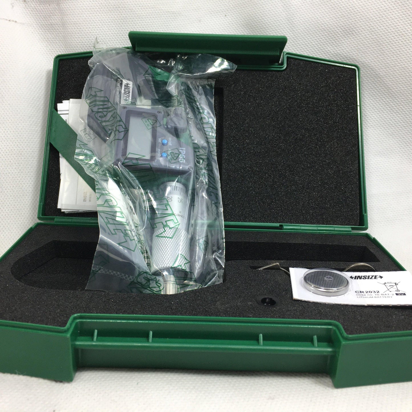 Insize 3109-25A Digital Outside Micrometer in Pakistan - industryparts.pk