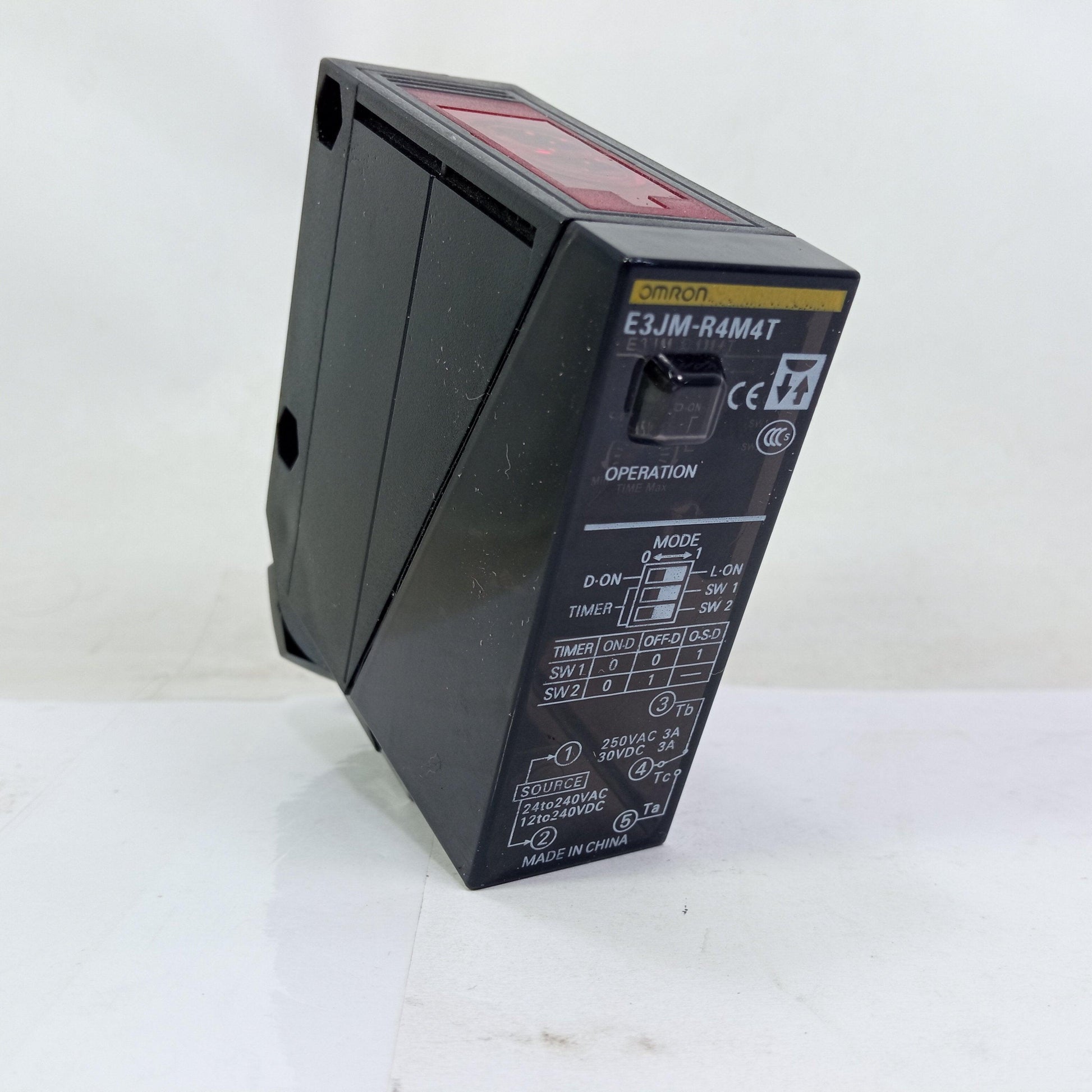 Omron E3JM-R4M4T Photoelectric Type Retro-Reflective Sensor - industryparts.pk