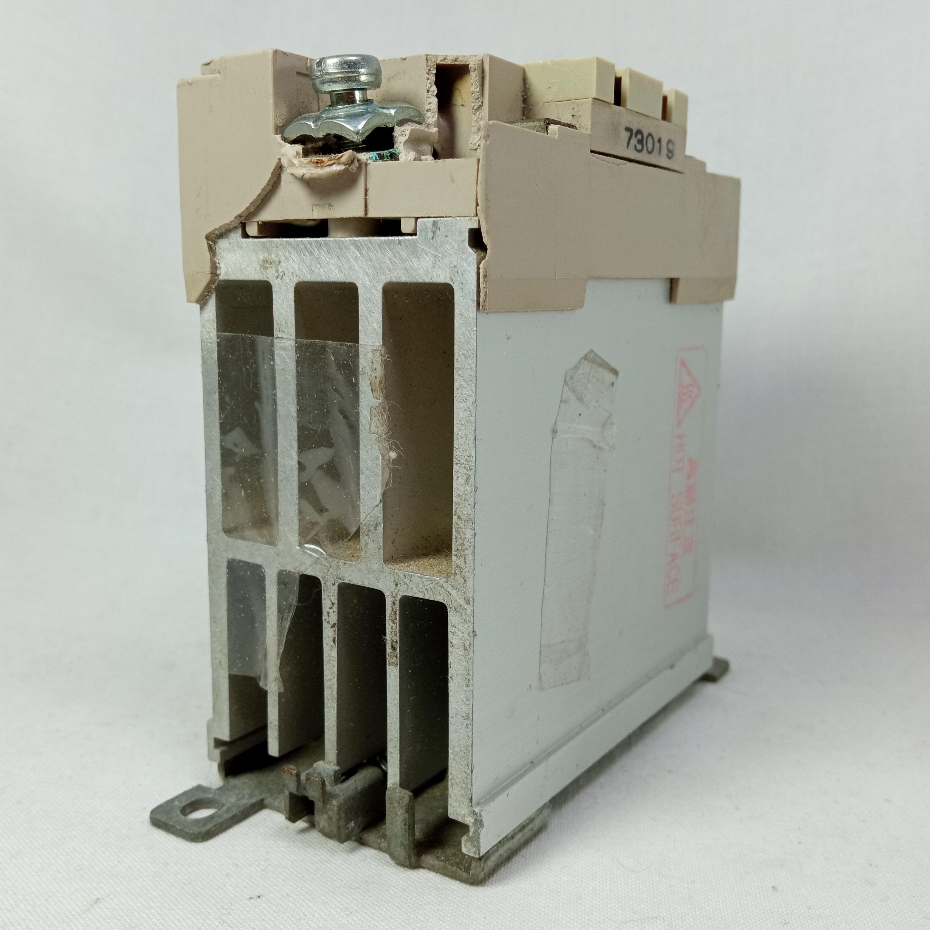 Omron G32A Power Device Relay Cartridge 24-240VAC in Pakistan - industryparts.pk