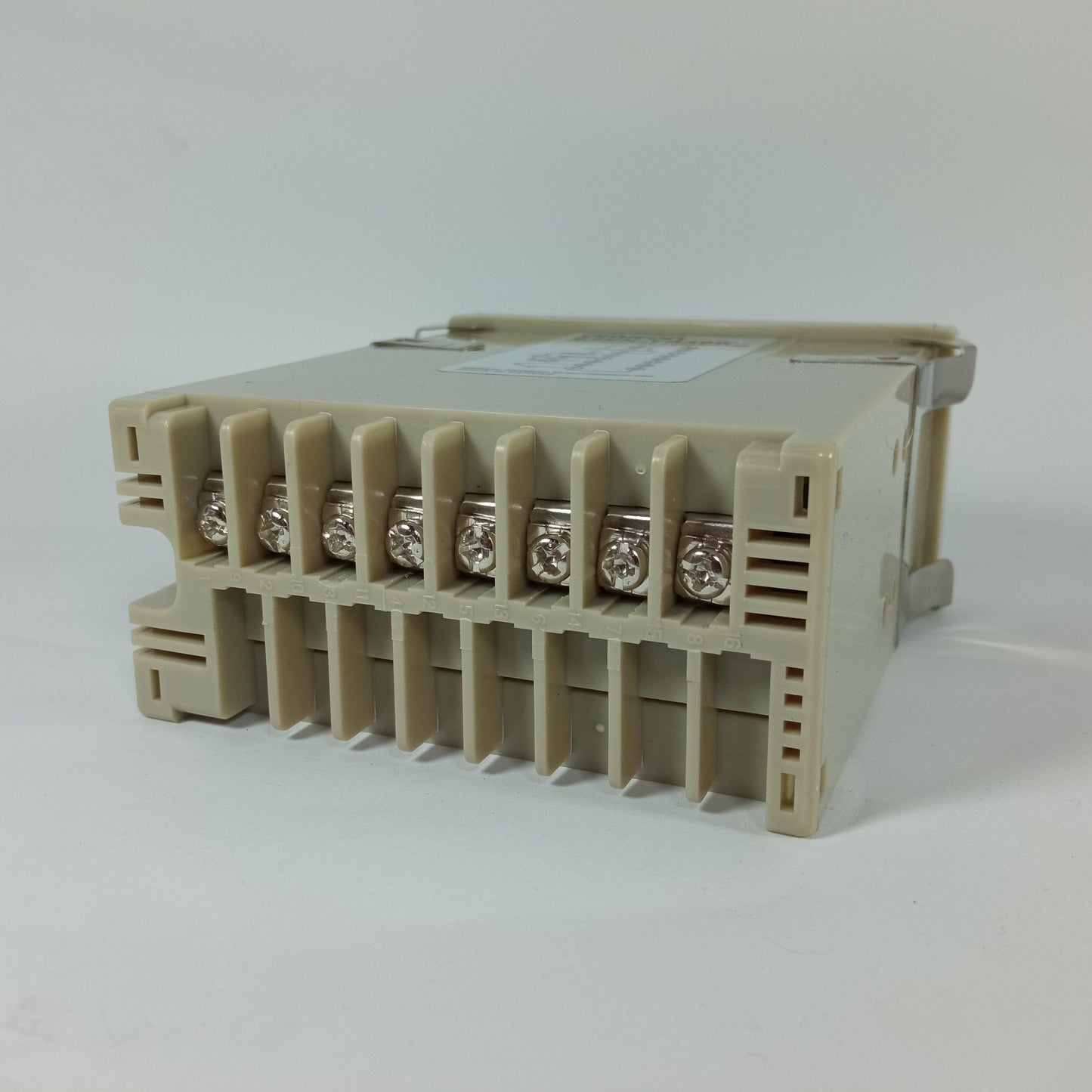 3-Digit LED Digital Temperature Controller E5EN-YR40K in Pakistan - industryparts.pk
