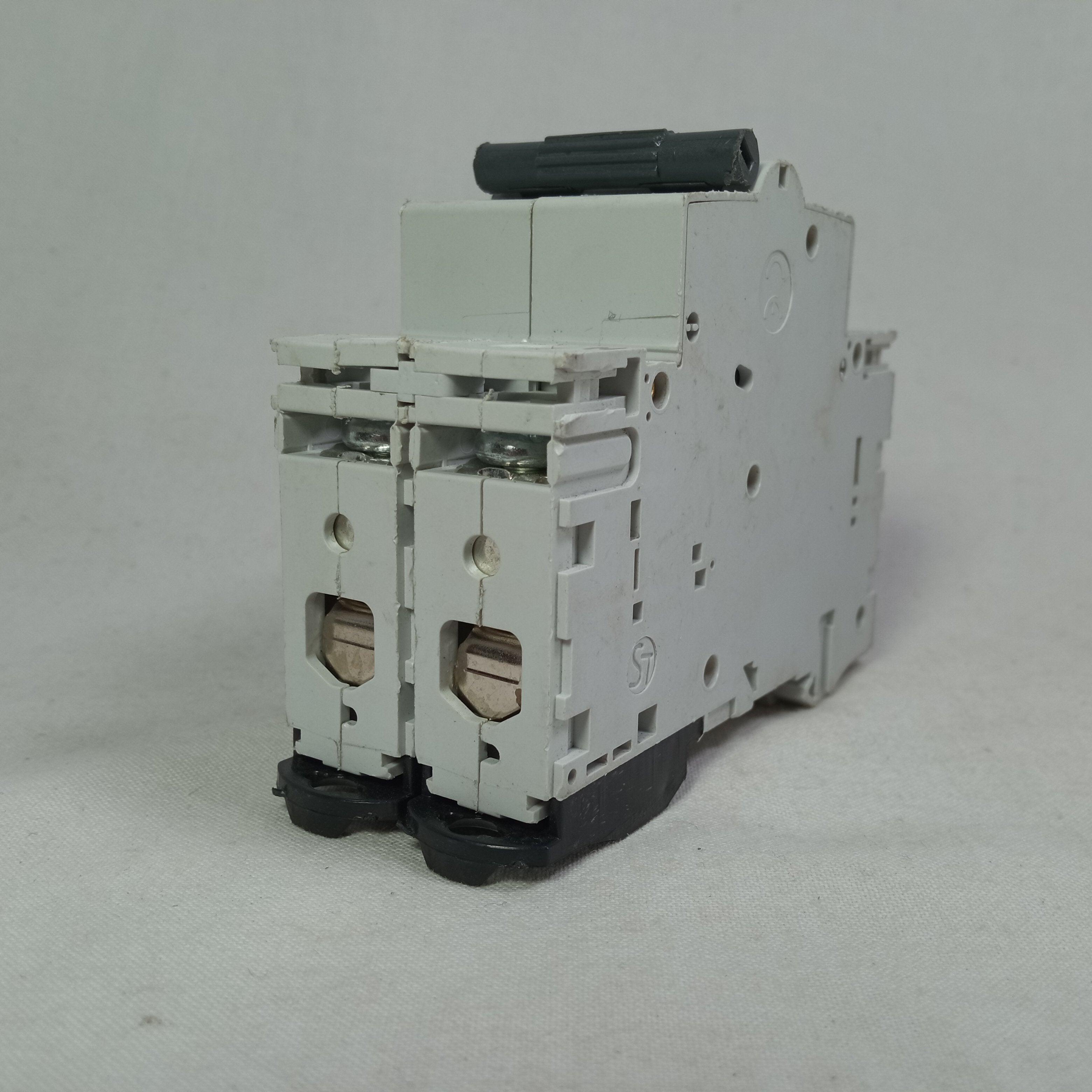 MCB AC Circuit Breaker 5SY4263-7 SEIMENS in Pakistan - industryparts.pk