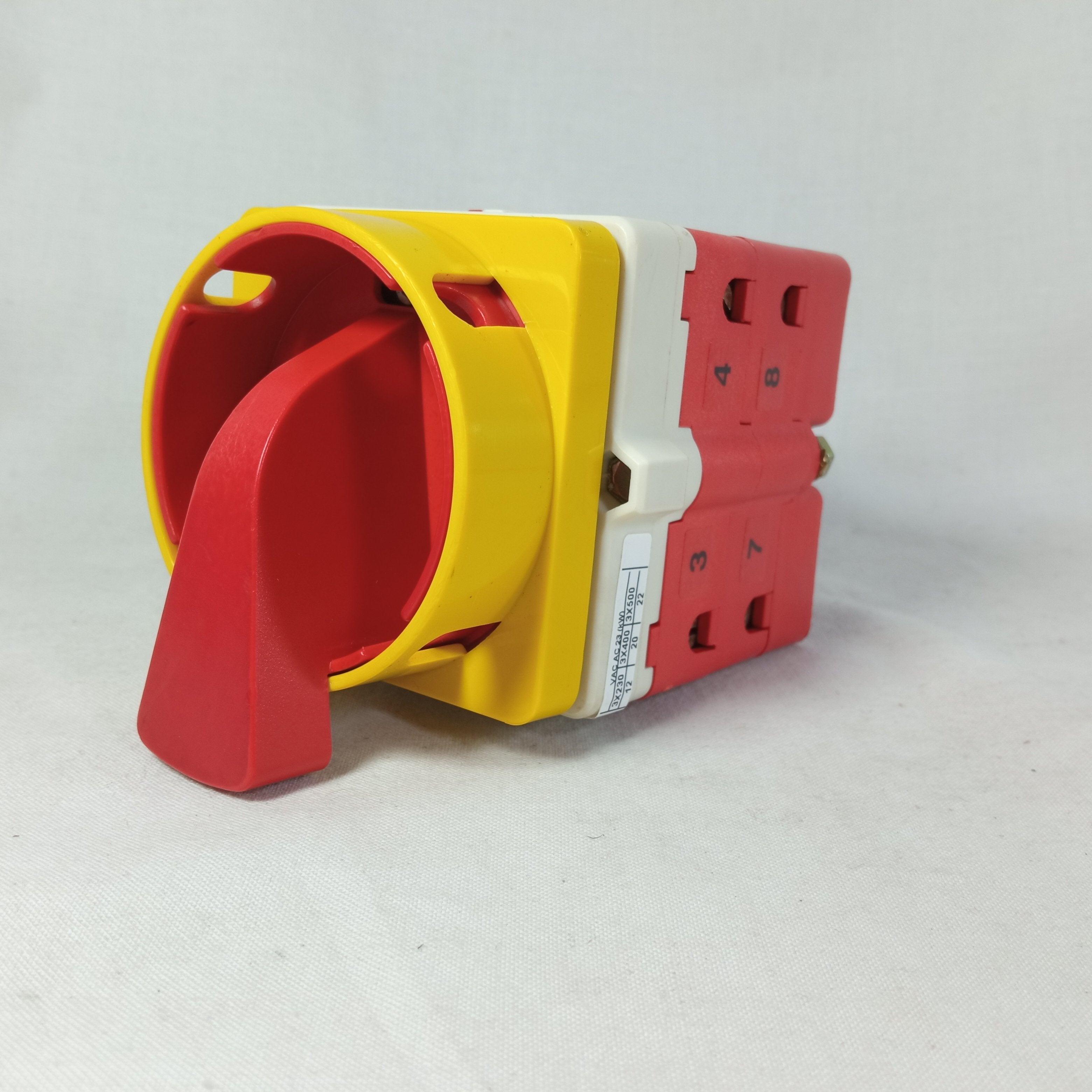 4 Pole Rotary Isolator Switch Standard 63A IEC 60947-3 in Pakistan - industryparts.pk