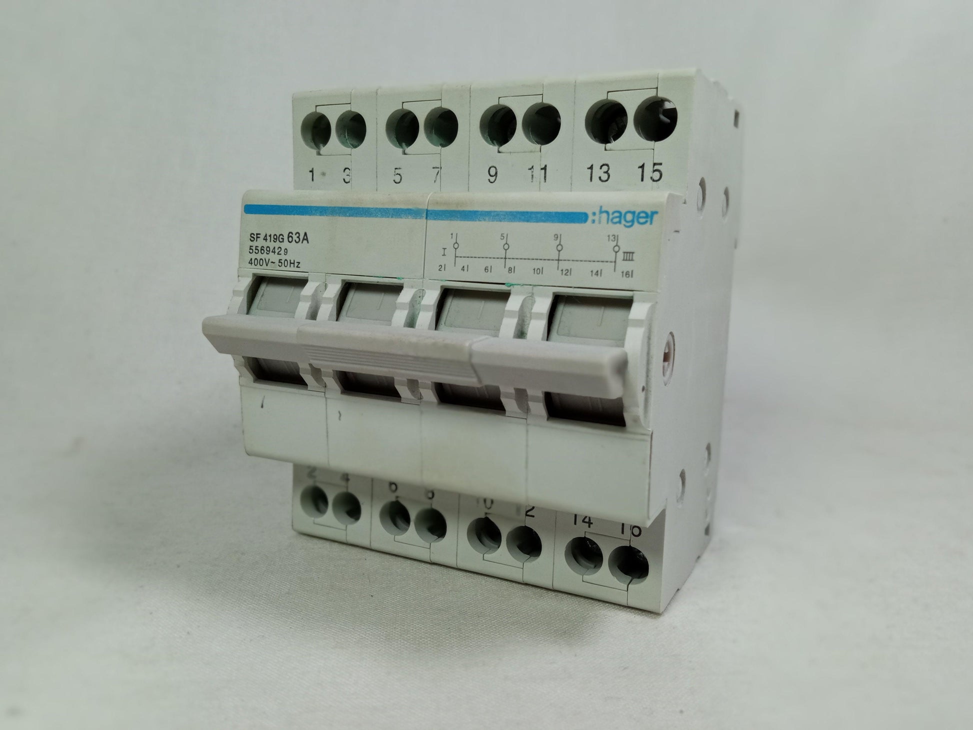4 Pole Din Rail Change Over Switch SF 419G 63A 400V in Pakistan - industryparts.pk